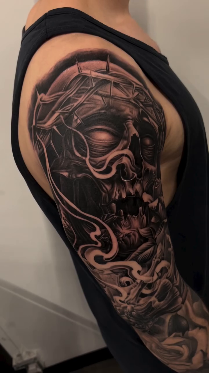 Skull with crown dark realism tattoo by Antonio Pavić, Los Angeles, California