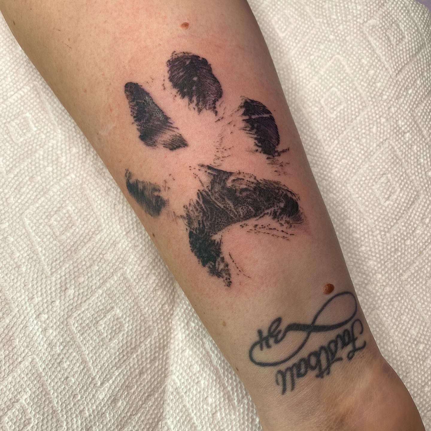 Tattoo by @francistattooer — black_and_grey