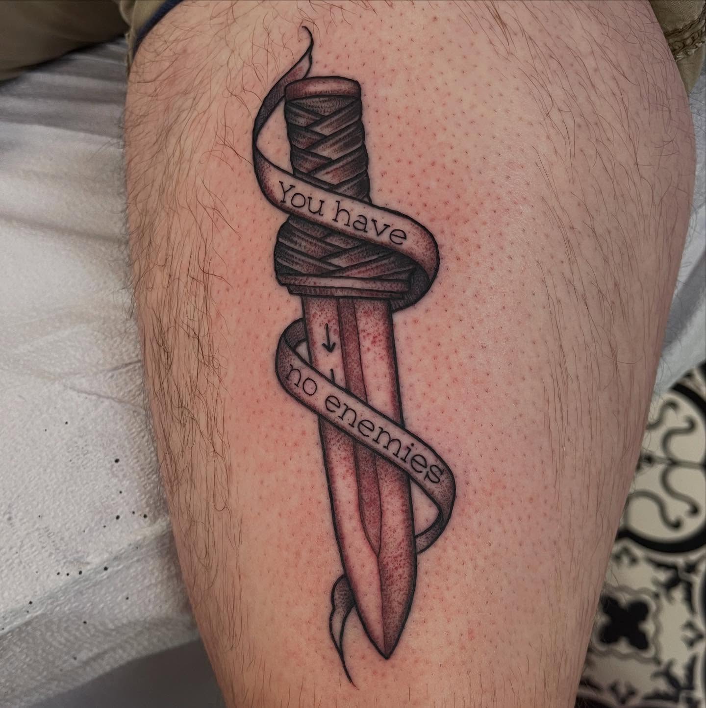 Tattoo by @ellmackk — black_and_grey