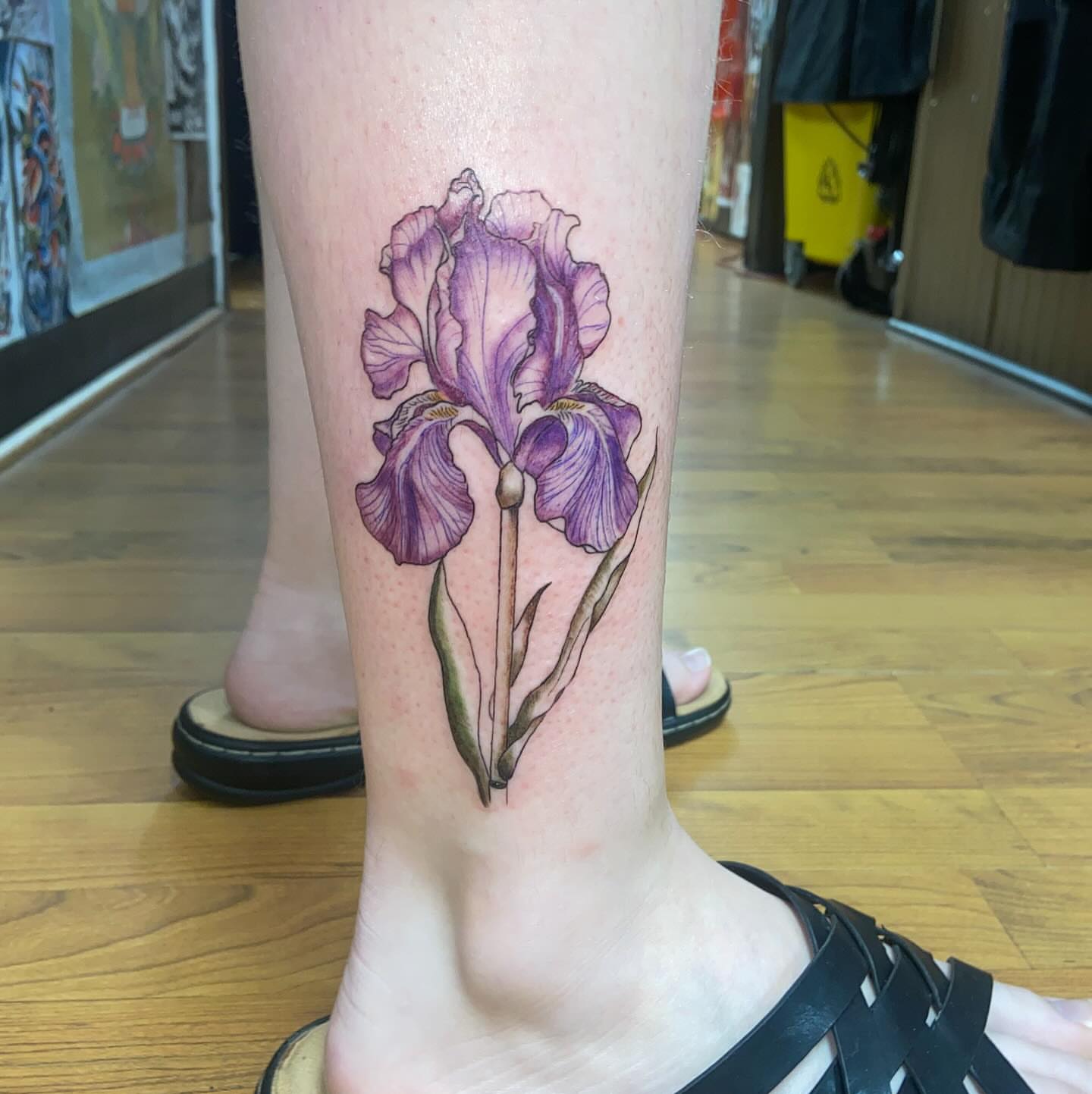 Tattoo by @bodyartbycakens — realism