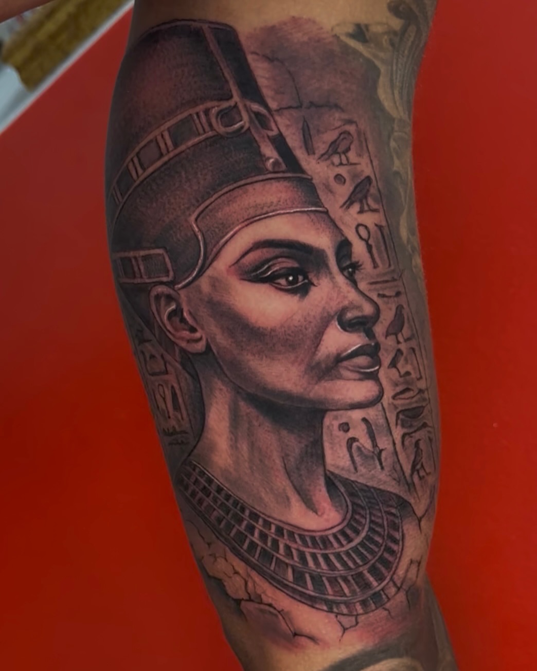 Queen realism tattoo on the forearm by guinn_art_tatts, Le Moule