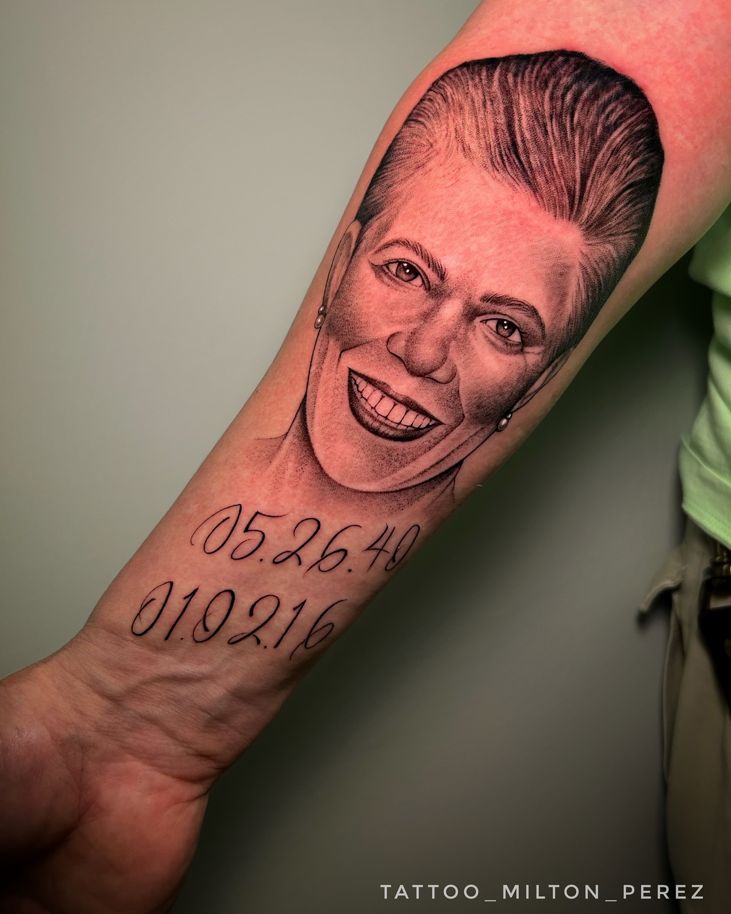 Tattoo by @suicidaink.tattoo โ realism