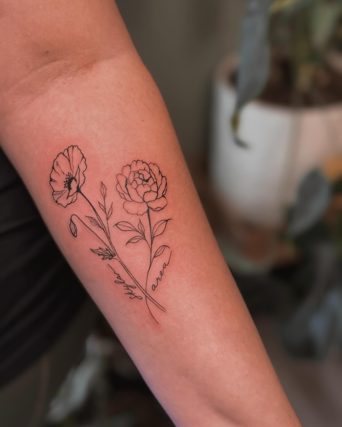 Flowers fine line tattoo on the forearm by π»ππ π
ππππ Tattoo Artist, Las Vegas, Nevada