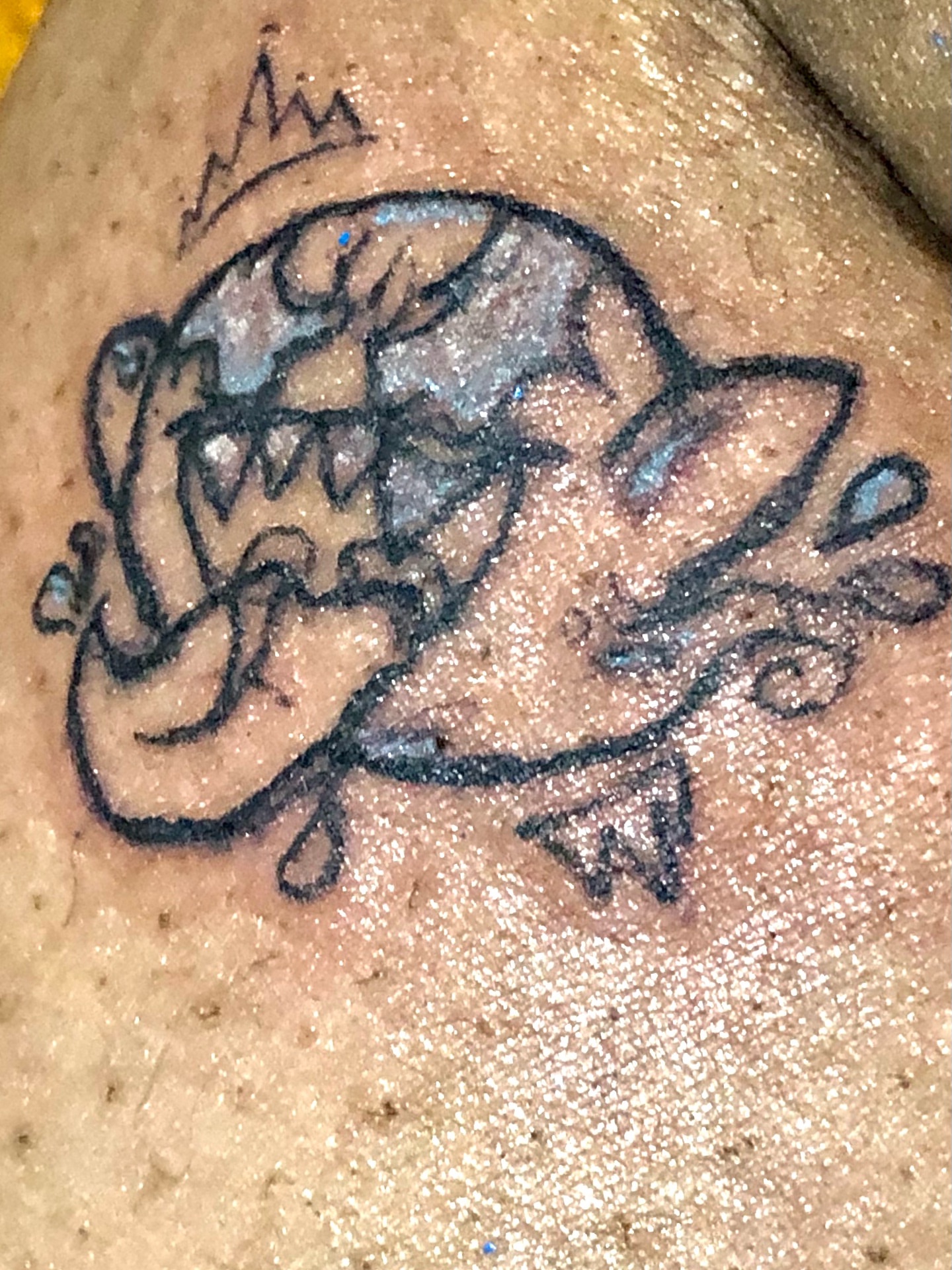 Tattoo by @mx.sweetteetatts โ american_traditional