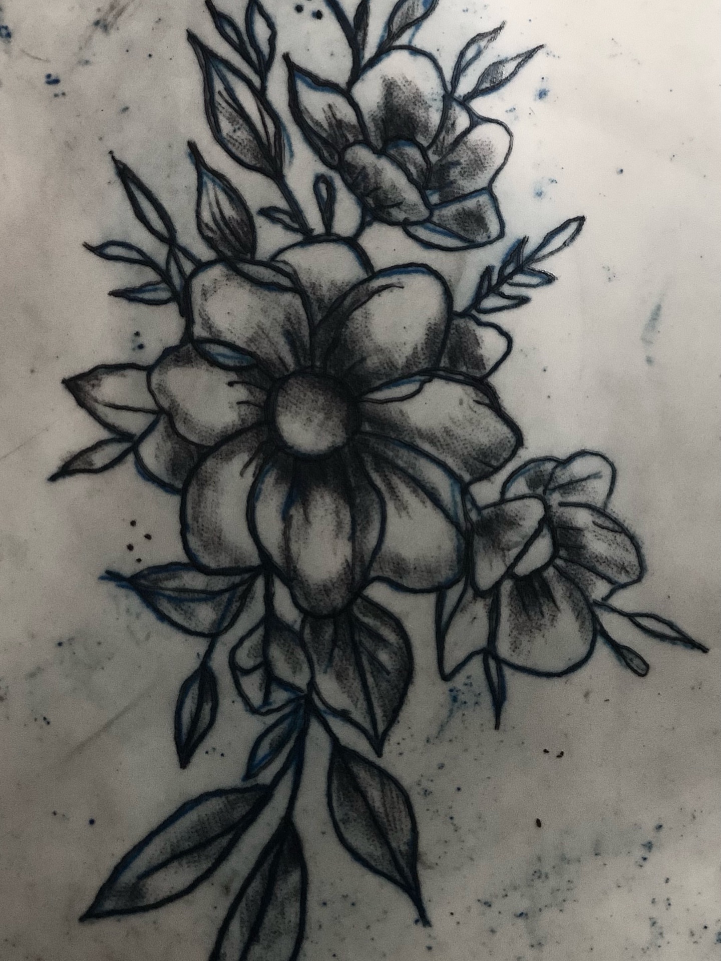 Flowers black and grey tattoo by 💜✨🥀⚡🔮ヘンドリックスの家 🖤👁🤘🏽🔥, Irvington, New Jersey
