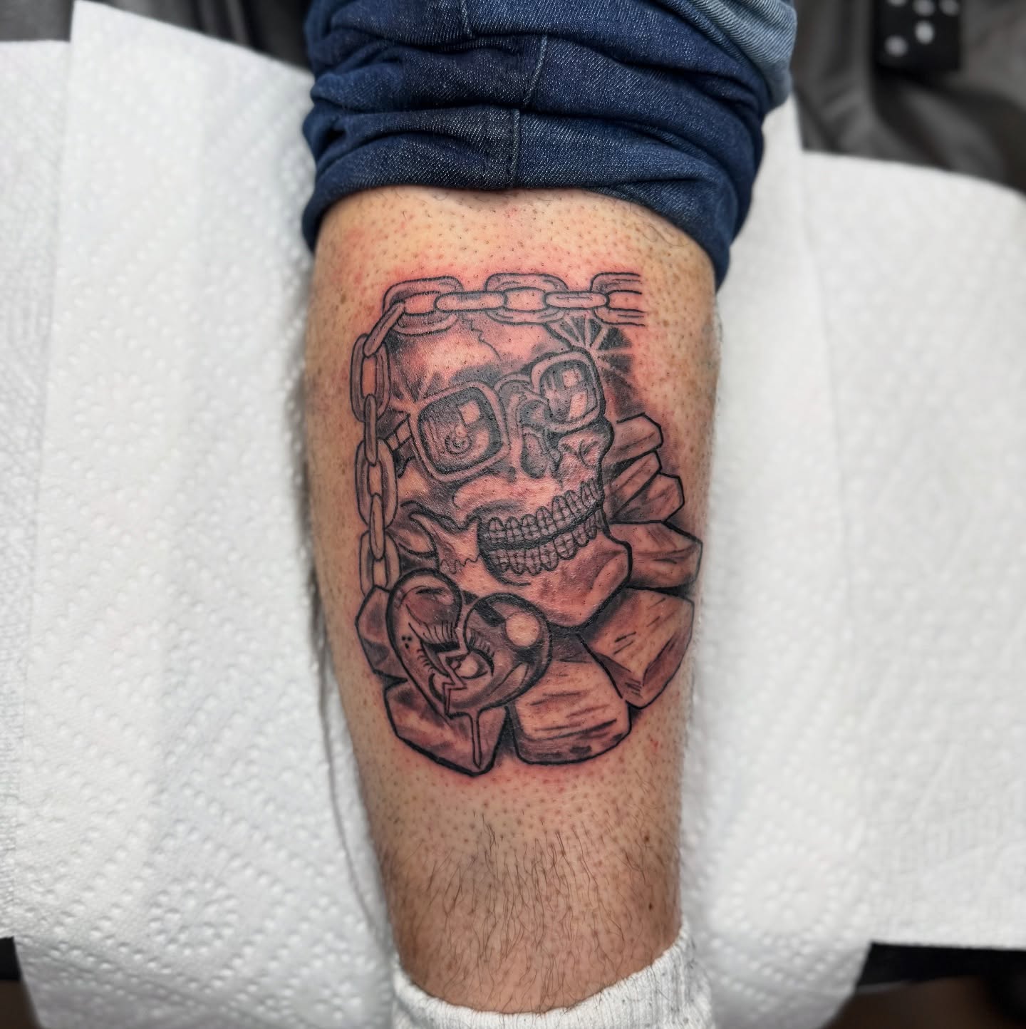 Tattoo by @missmangokush — black_and_grey
