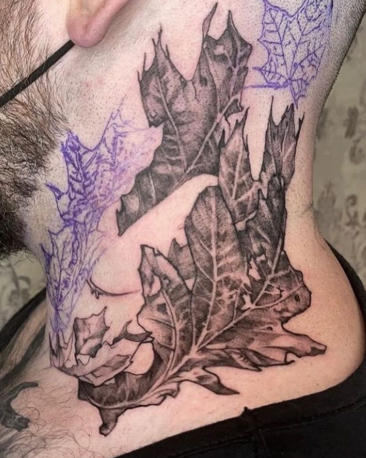 Leaf black and grey tattoo on the ribs by Jamie Draven 🐺