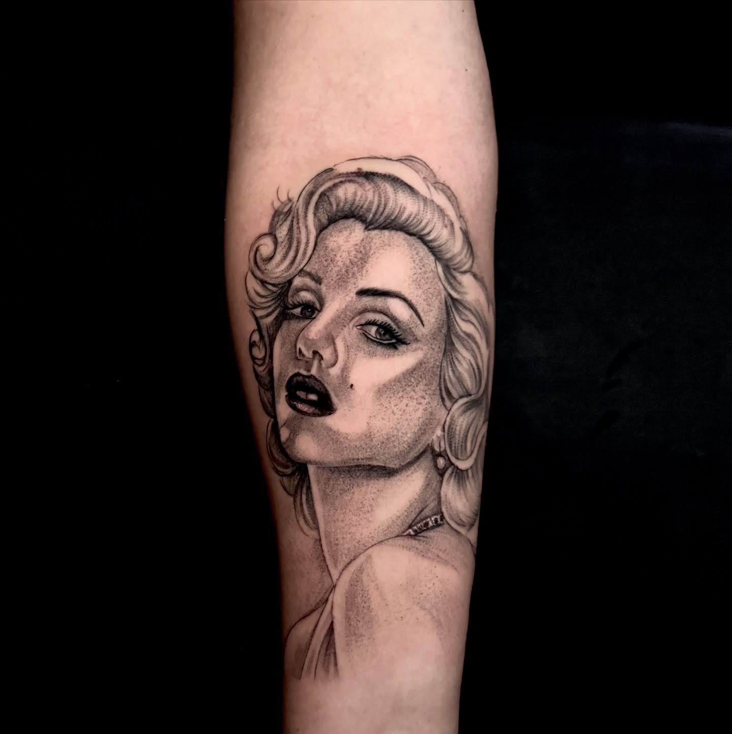 Tattoo by @tainotattoos β dotwork, realism