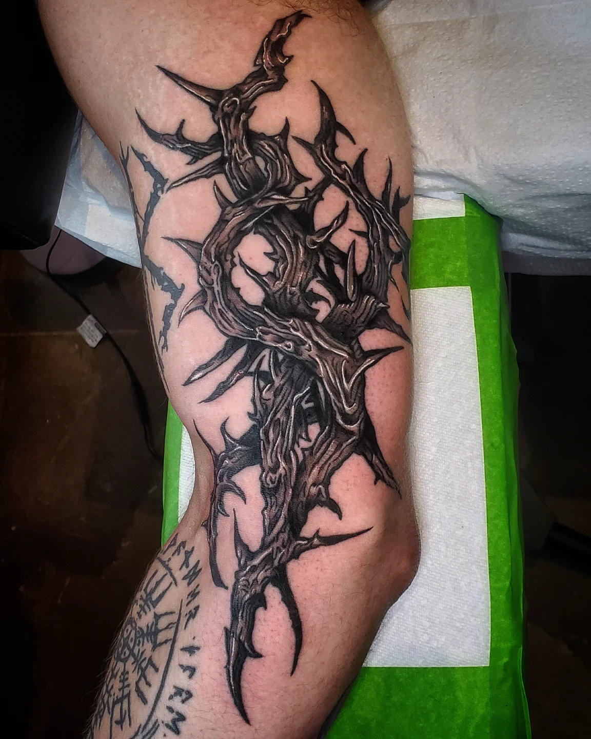 Tattoo by @stevengehlsen — black_and_grey, dark_realism