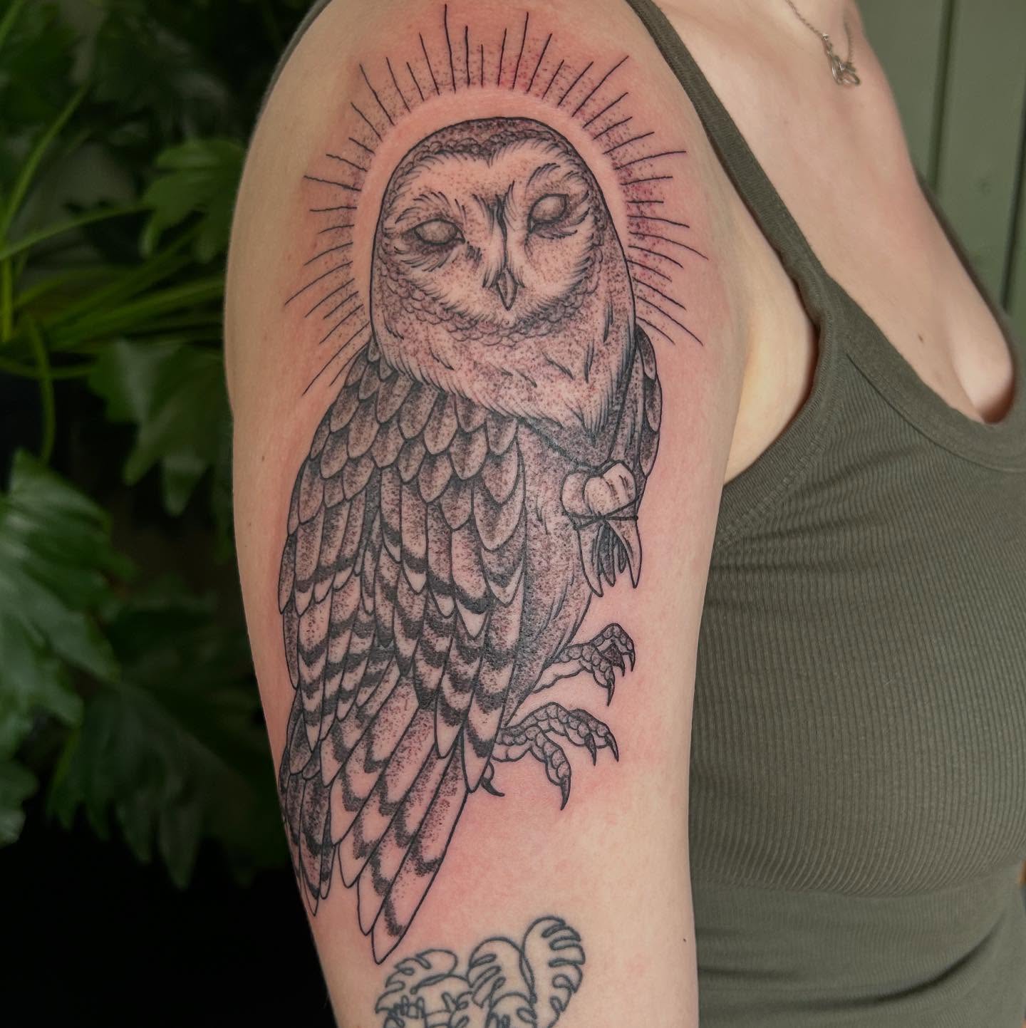 Tattoo by @inkslingingtattoo โ black_and_grey, dotwork