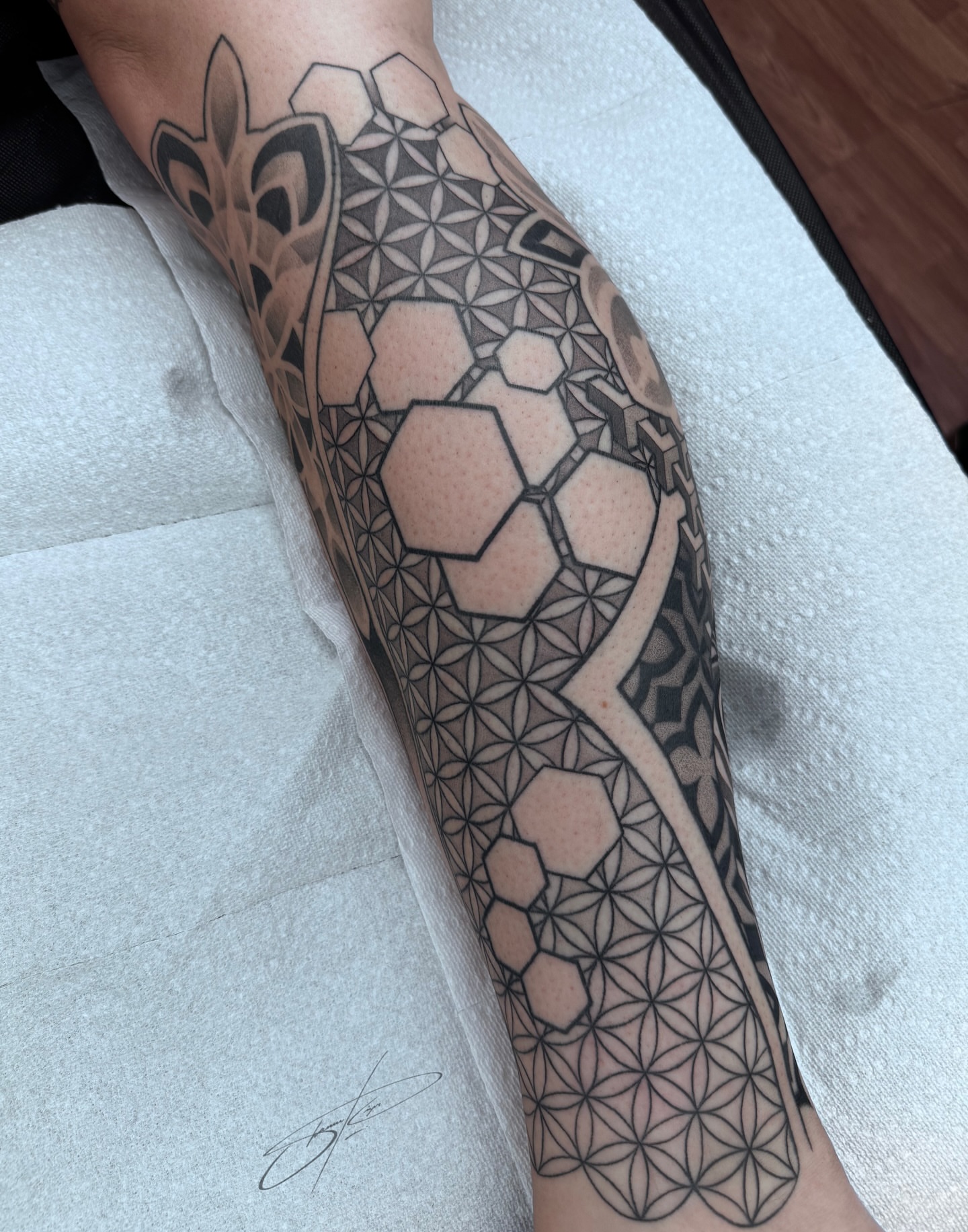 Tattoo by @shawndoestattoos — geometric