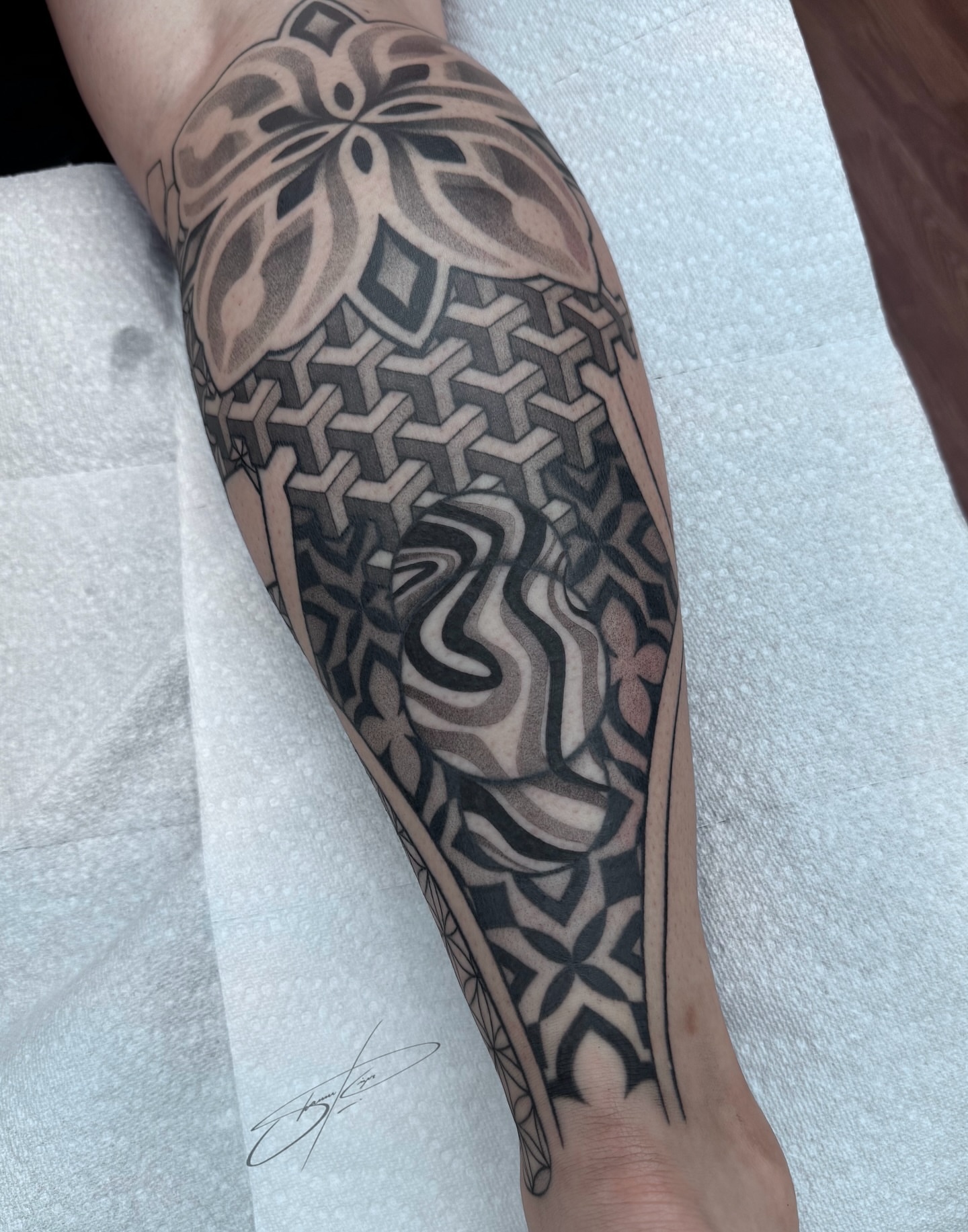 Tattoo by @shawndoestattoos — geometric