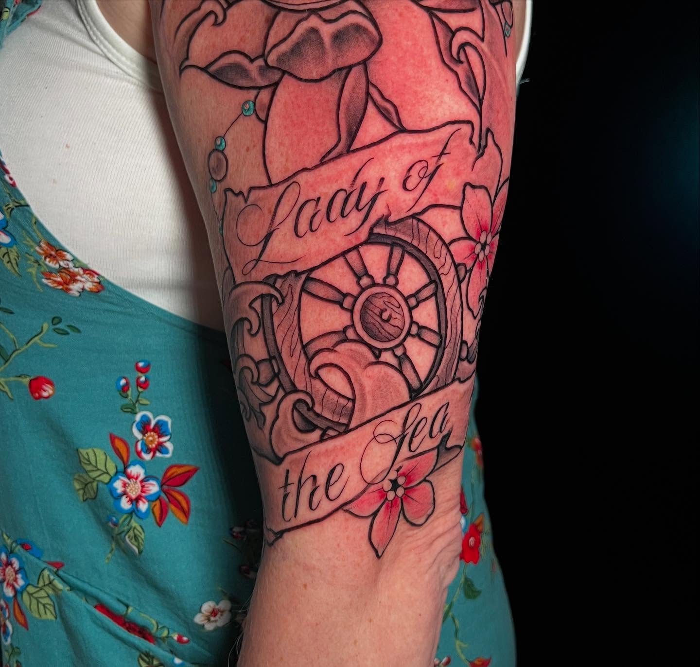 Tattoo by @lyndsink — neo_traditional