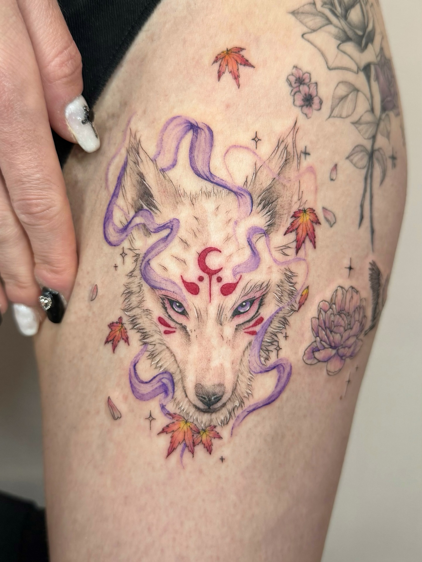 Wolf watercolor tattoo on the thigh by ๐๐๐๐๐๐