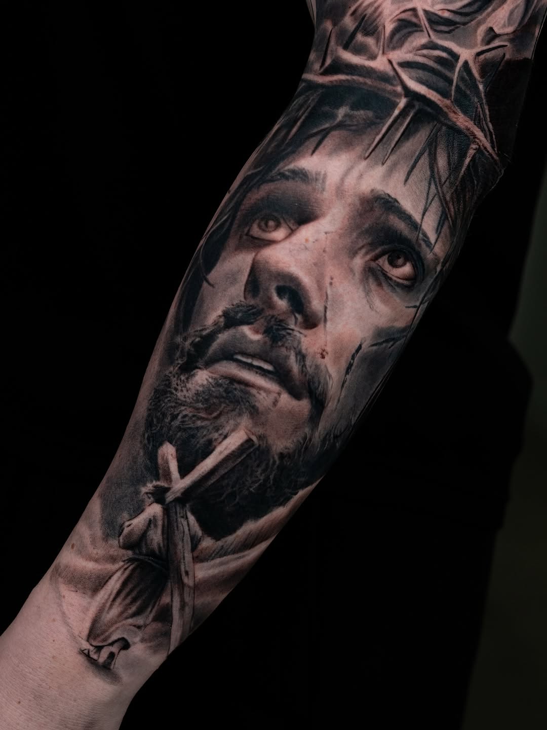 Tattoo by @davidbaenatattoo — realism, black_and_grey