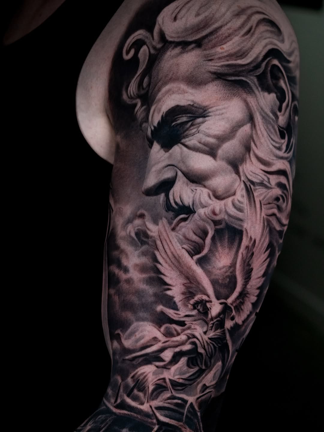 Tattoo by @davidbaenatattoo — realism, black_and_grey