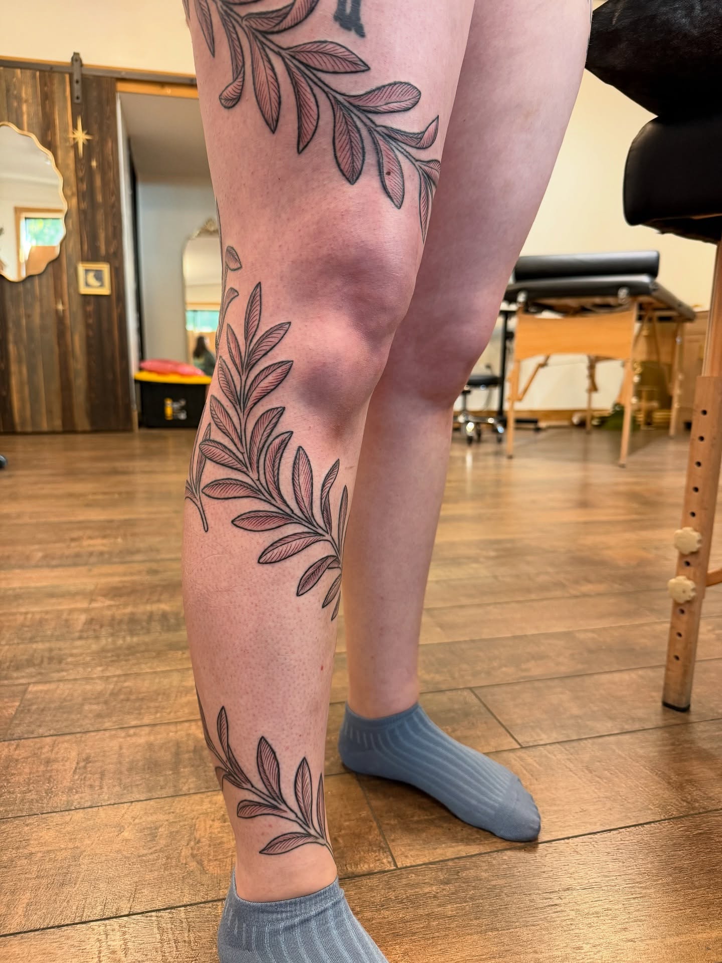 Tattoo by @lizzysmallzz — black_and_grey