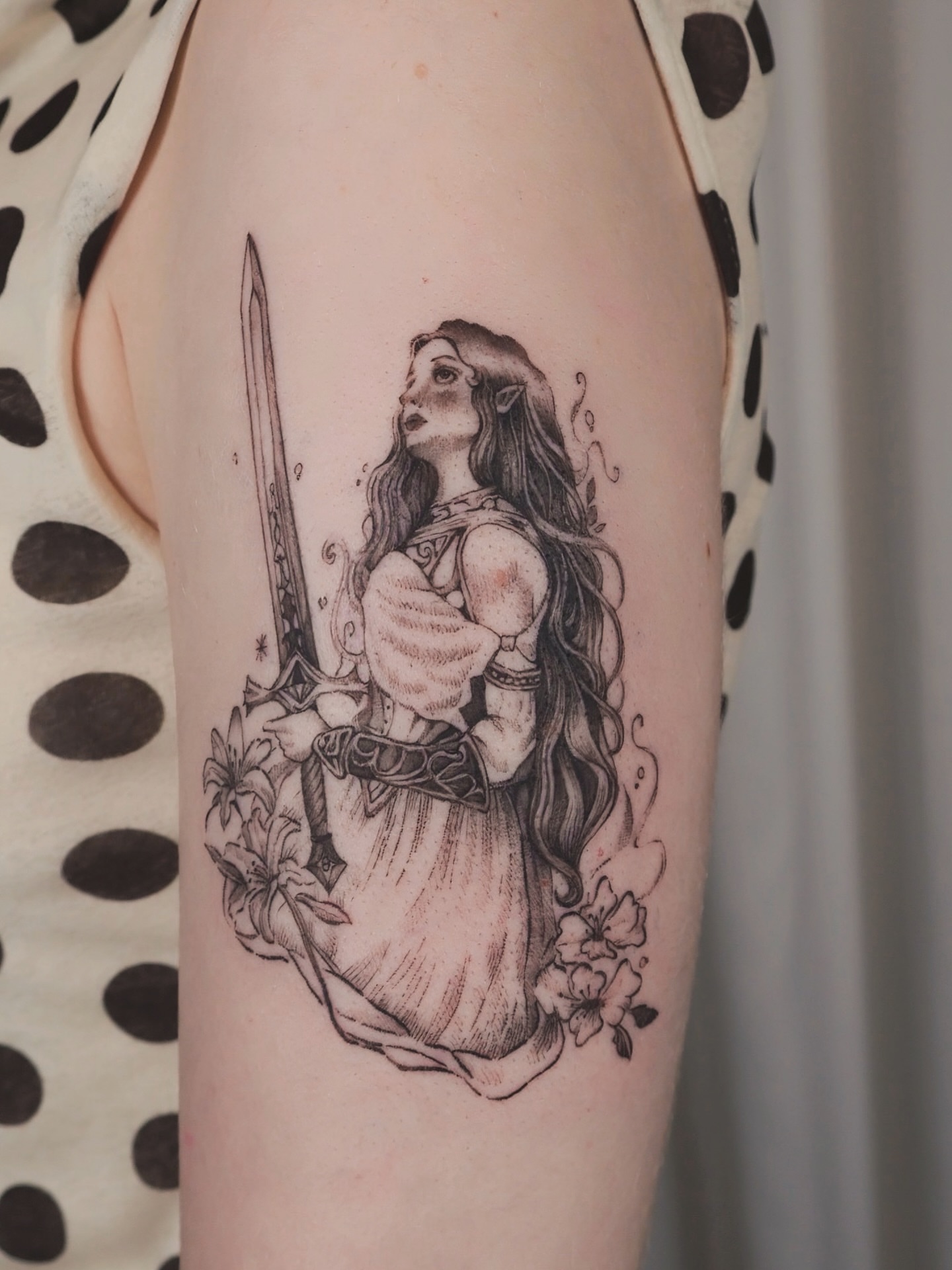 Tattoo by @qsltattoo — black_and_grey, realism