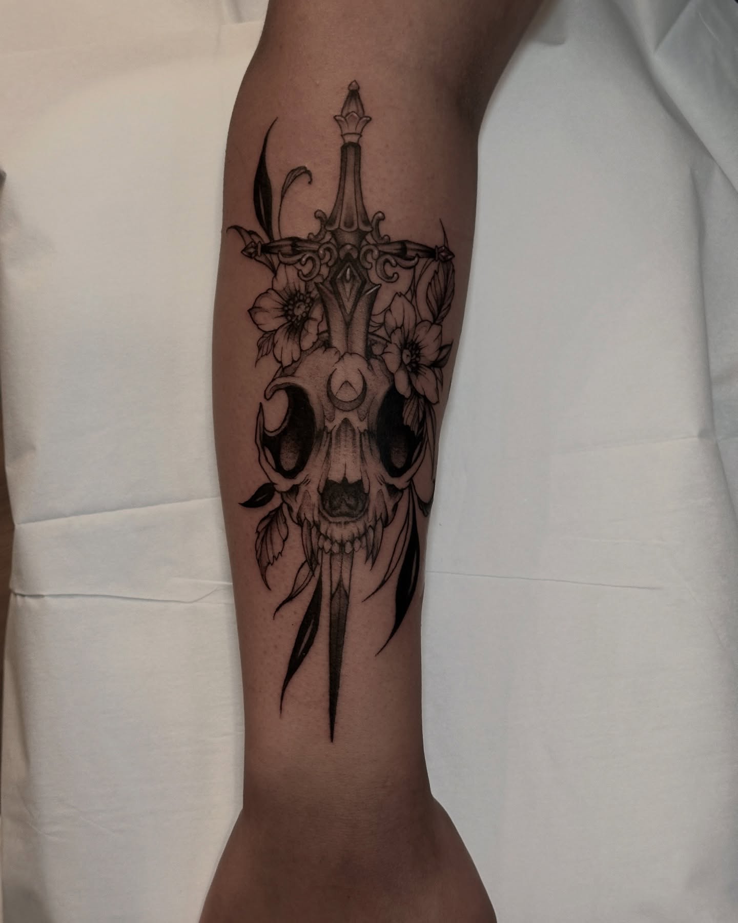 Tattoo by @hellbunnytattoos — black_and_grey, realism