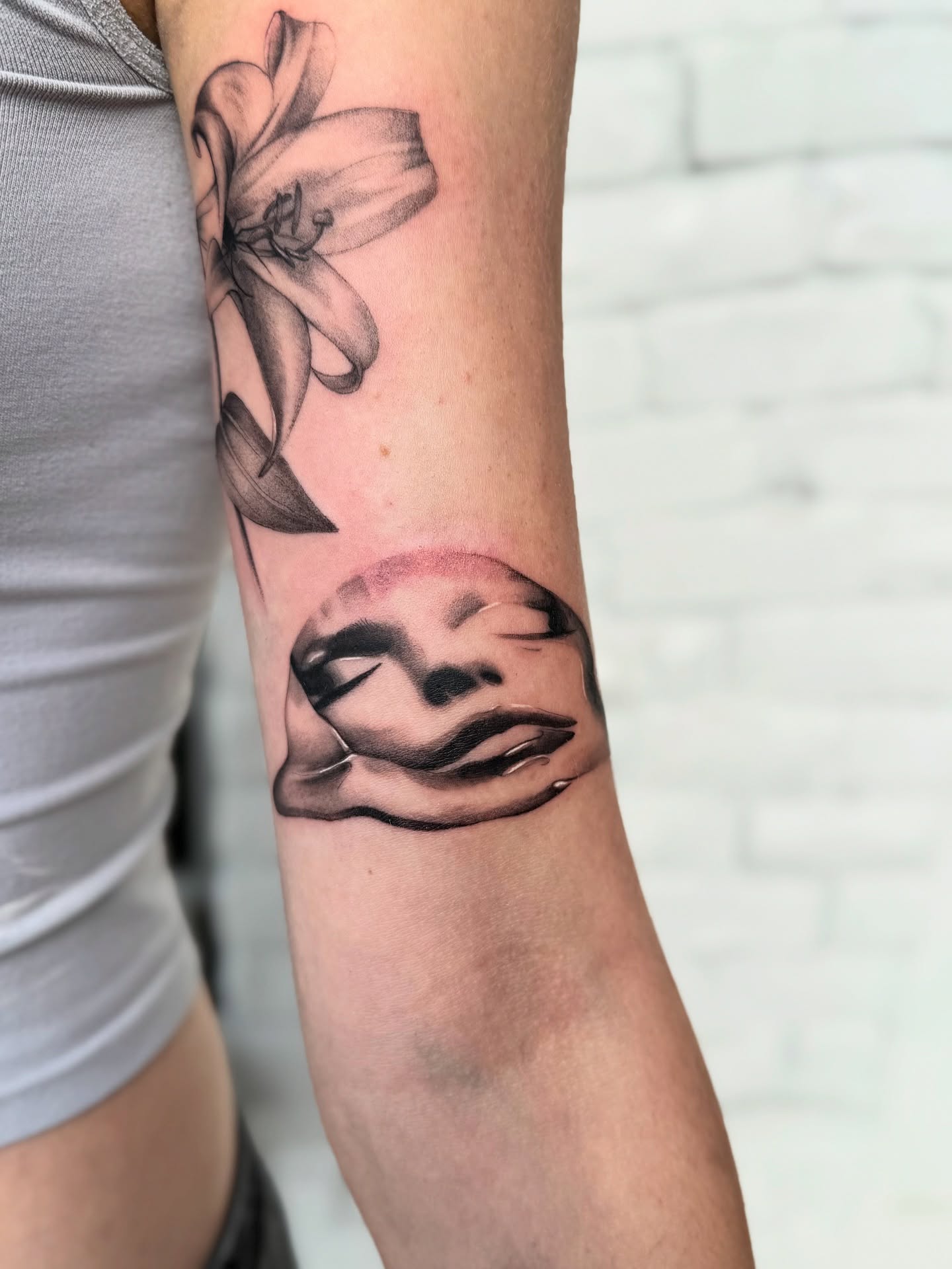Tattoo by @lilztatz — black_and_grey, realism