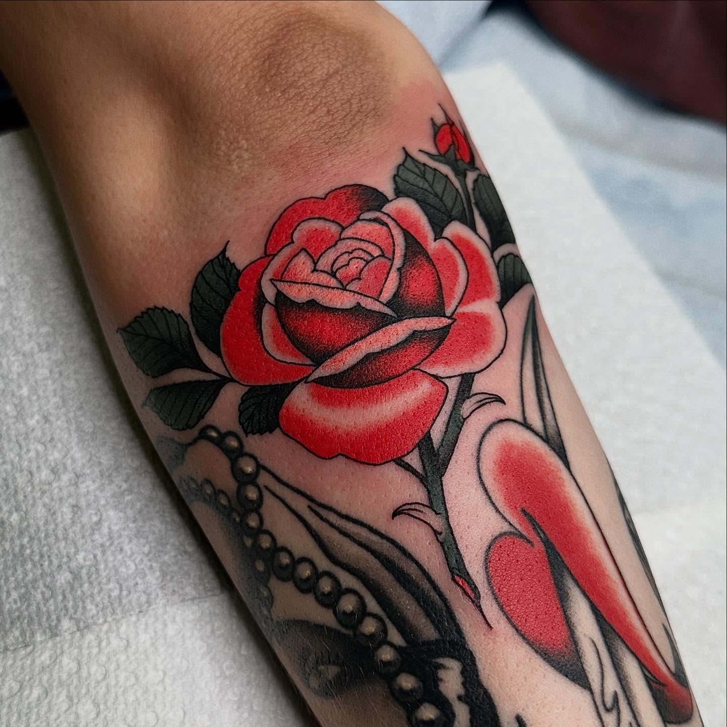 Tattoo by @samavitia — american_traditional