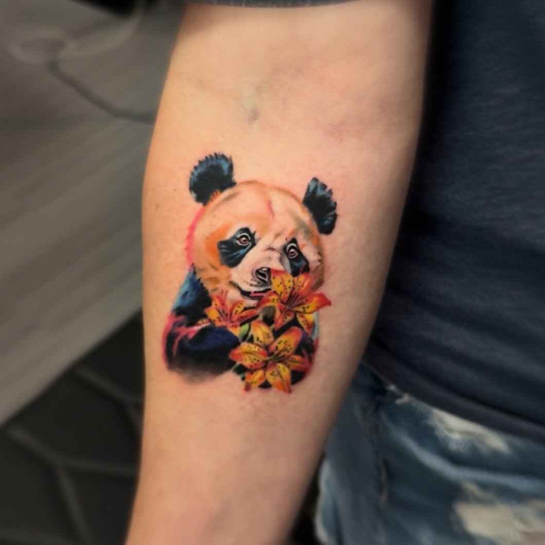 Tattoo by @amandoom — watercolor