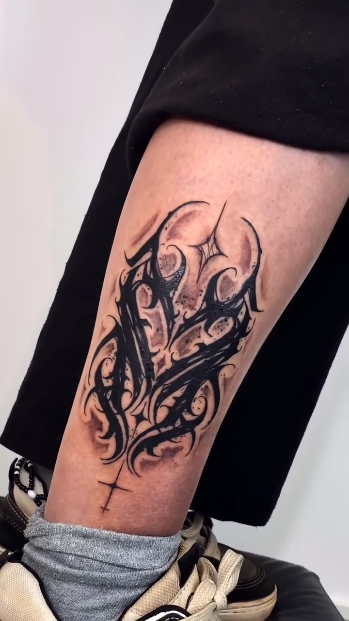 Tattoo by @_vants__ — blackwork, ornamental