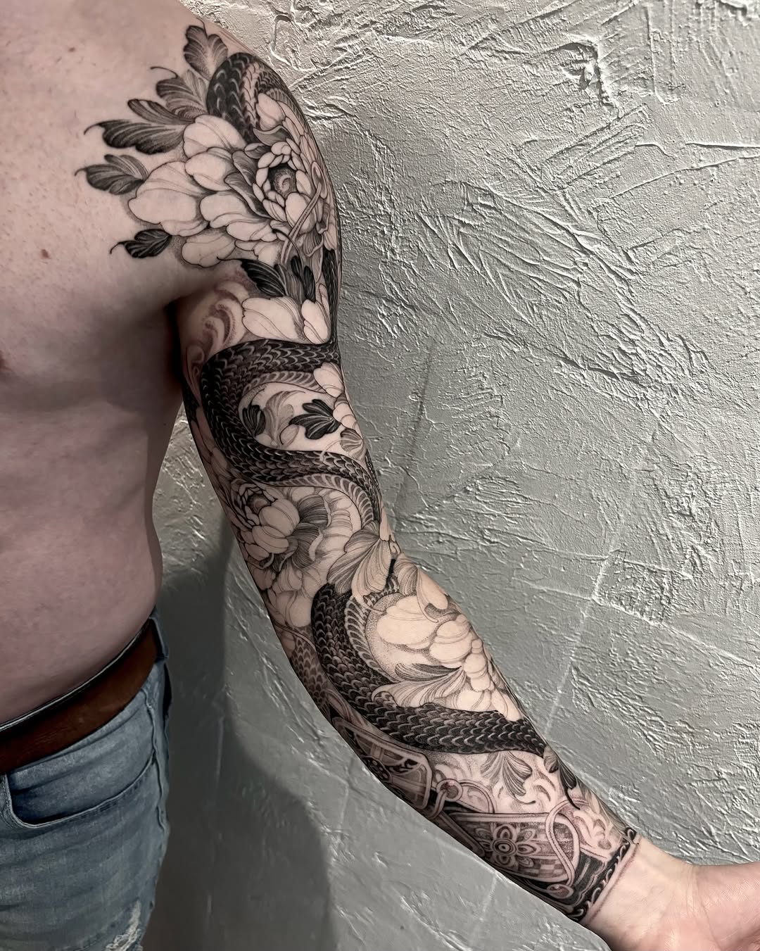Tattoo by @yongjuntattoo β japanese_irezumi, black_and_grey
