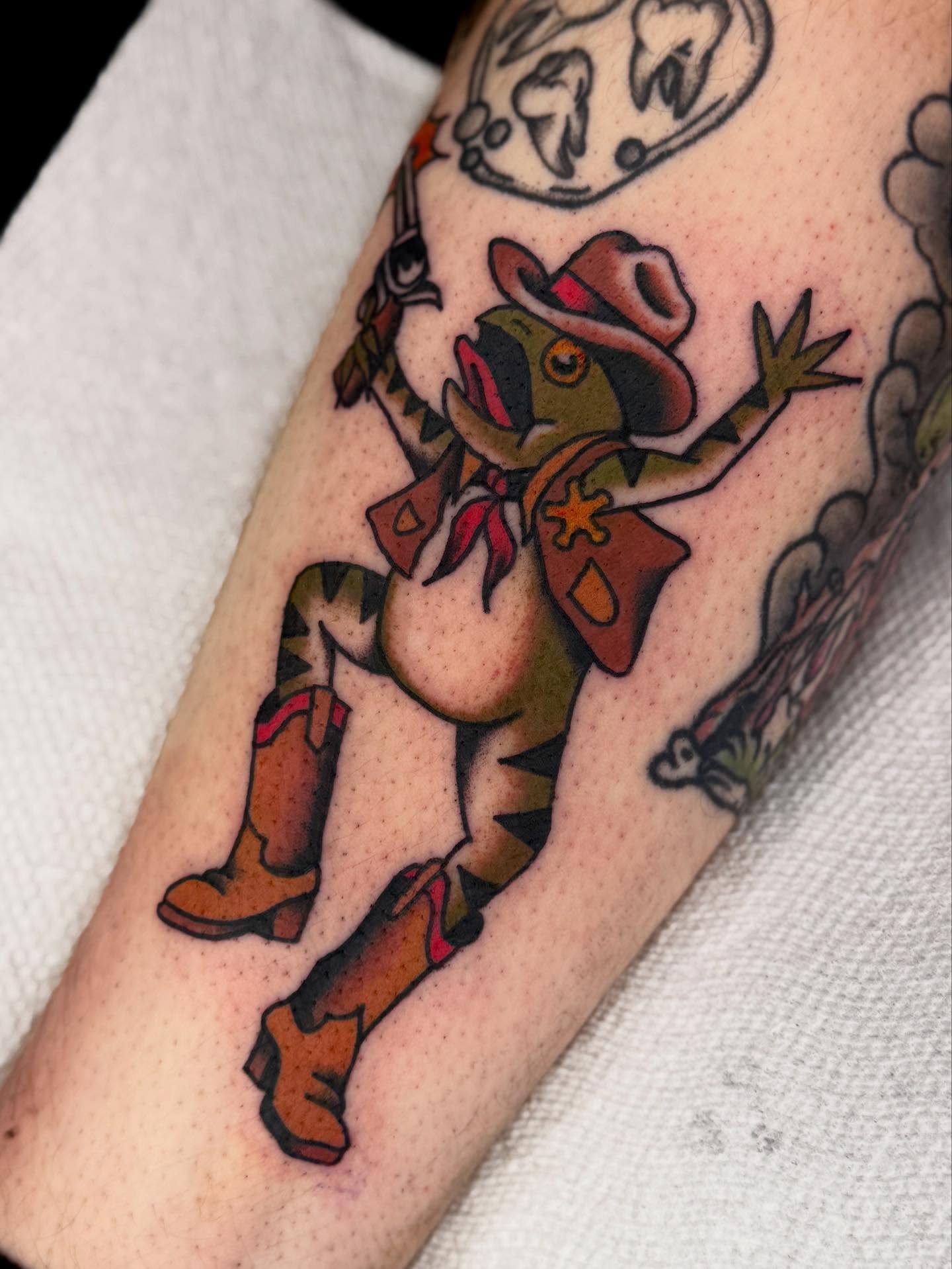 Tattoo by @megnefcytattoo — american_traditional