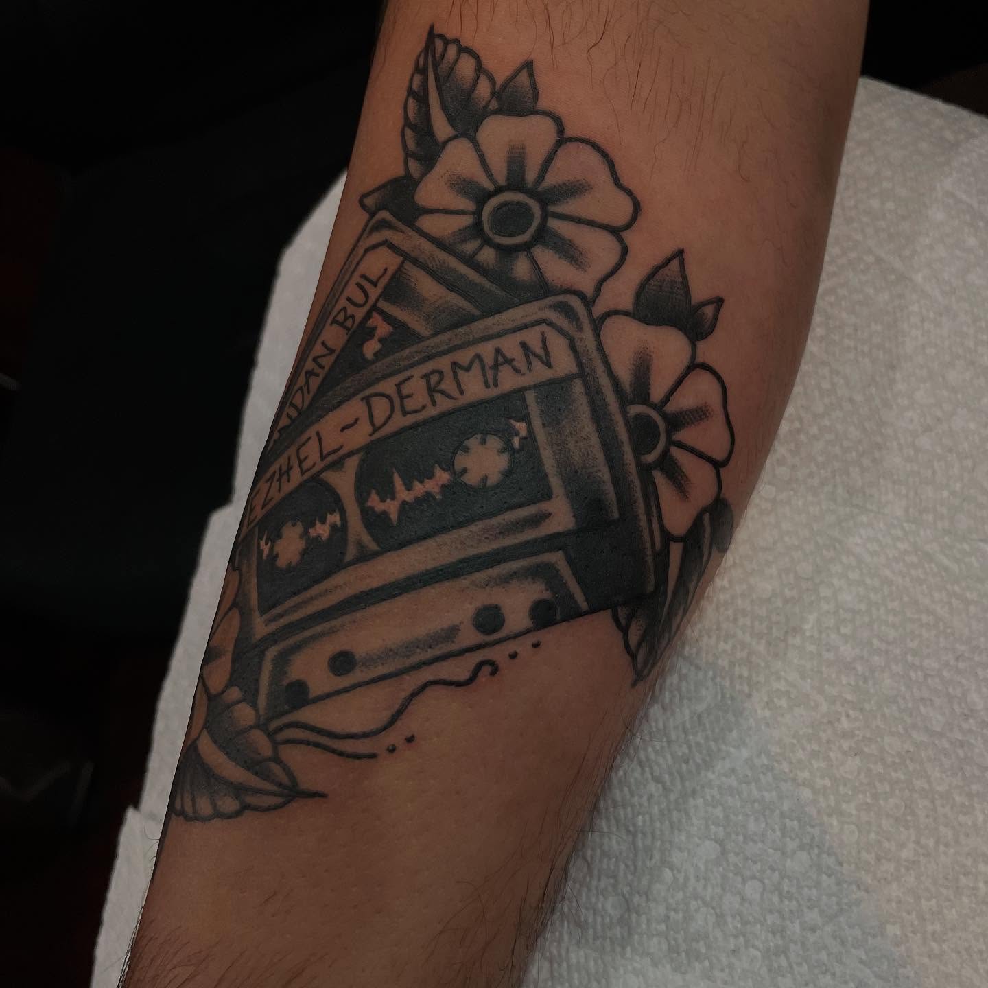 Tattoo by @chrissyungrew โ black_and_grey