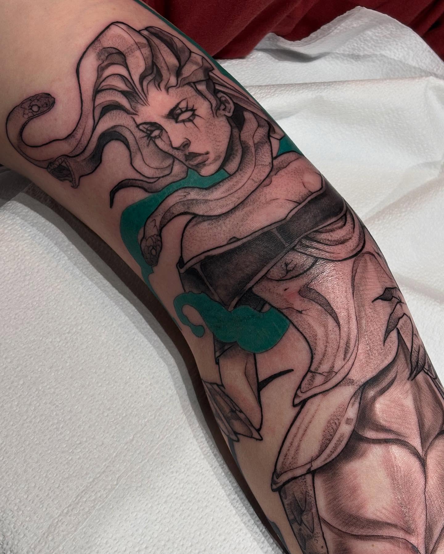 Tattoo by @mykymilk β realism