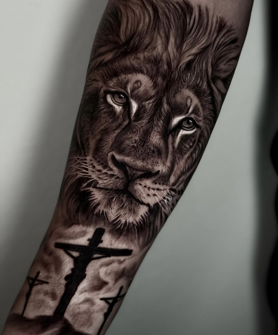 Tattoo by @diegoaravenatatuajes — realism, black_and_grey