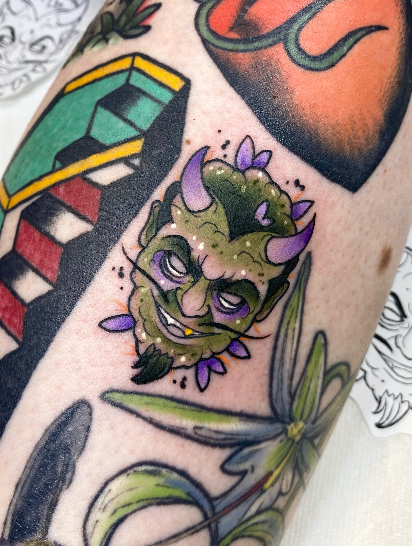 Tattoo by @leefscented β american_traditional, dotwork