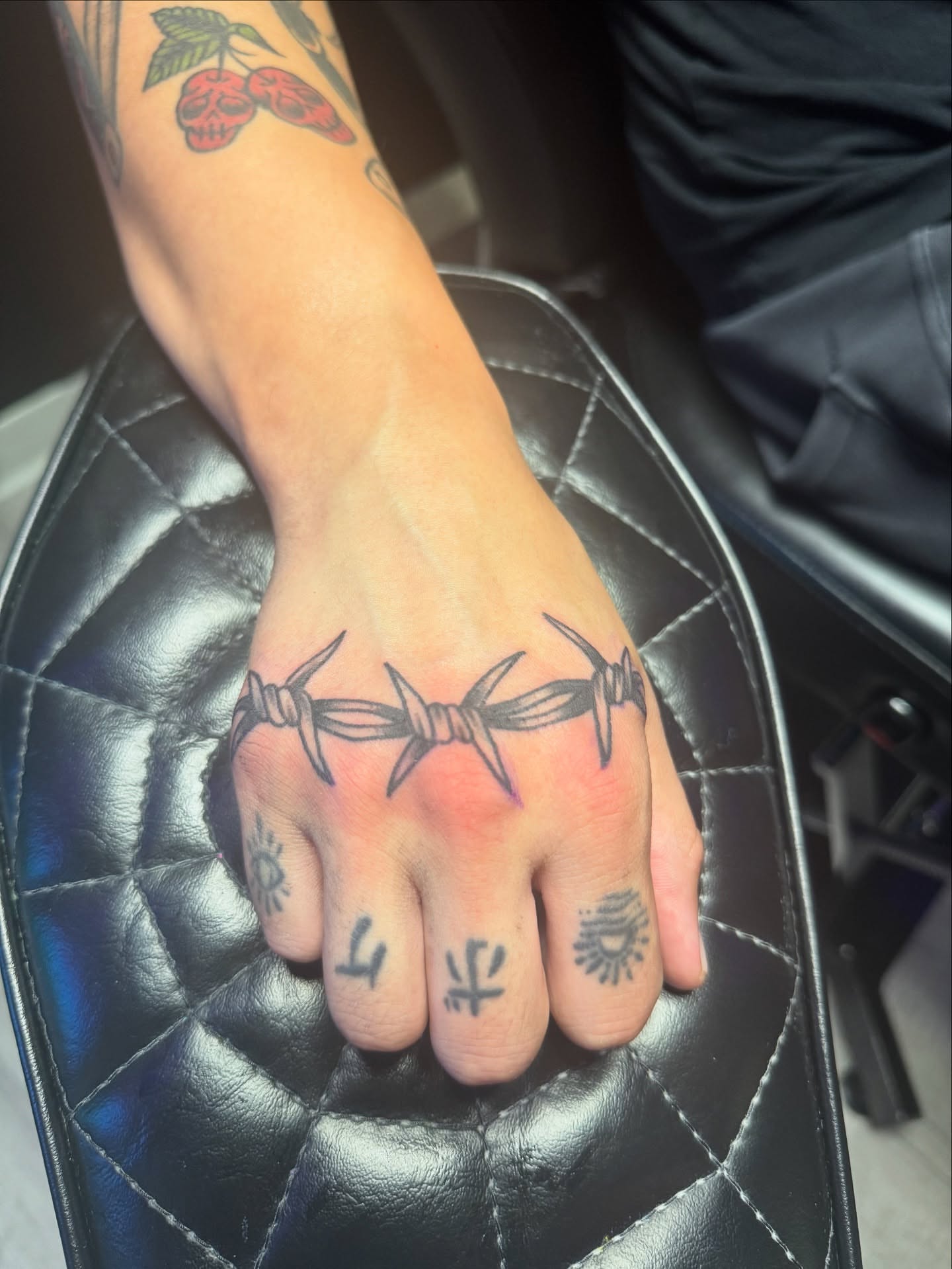 Barbed wire black and grey tattoo on the hand by 👾 not ur baby’s ink 👾