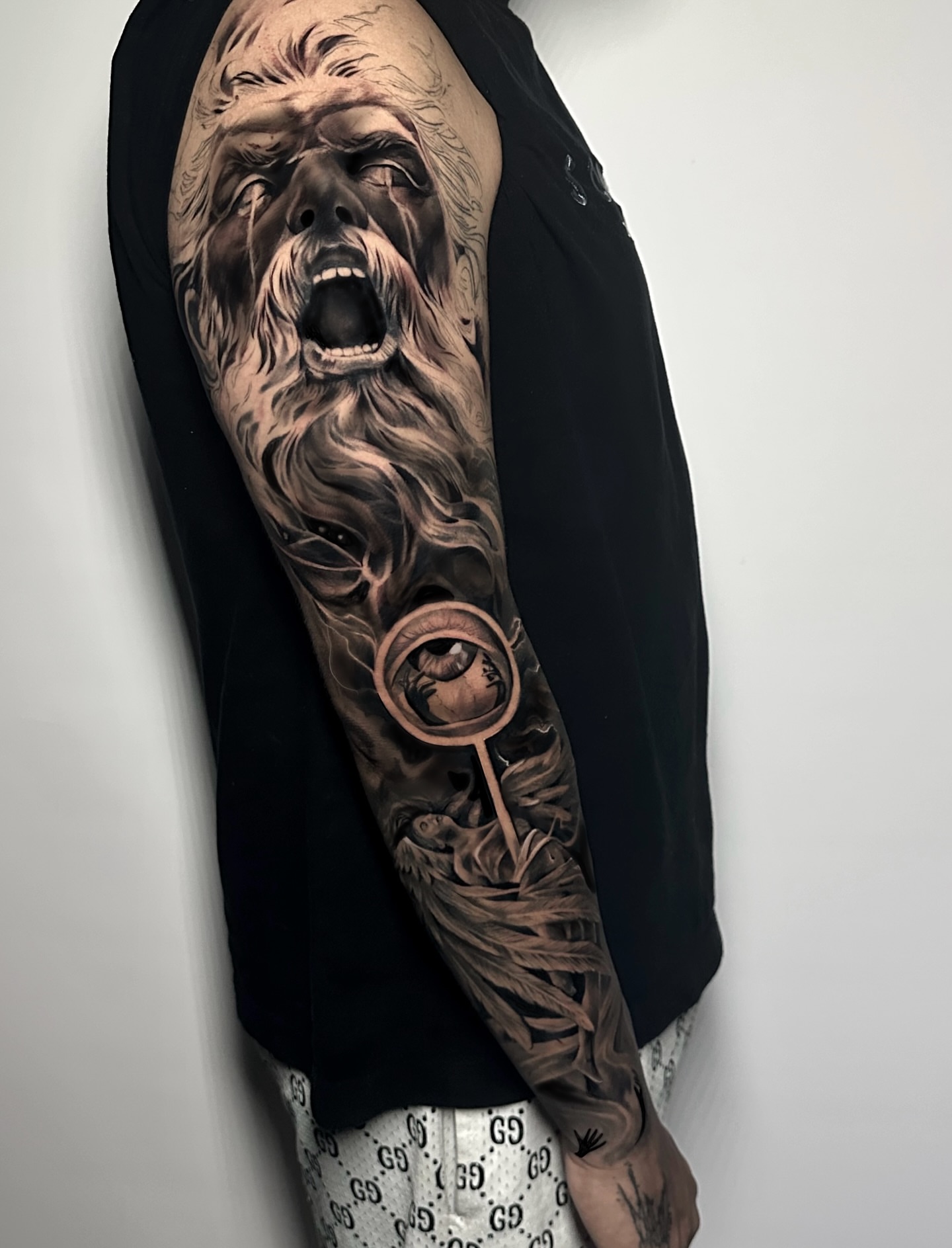 Tattoo by @tattooandres191 — realism, dark_realism
