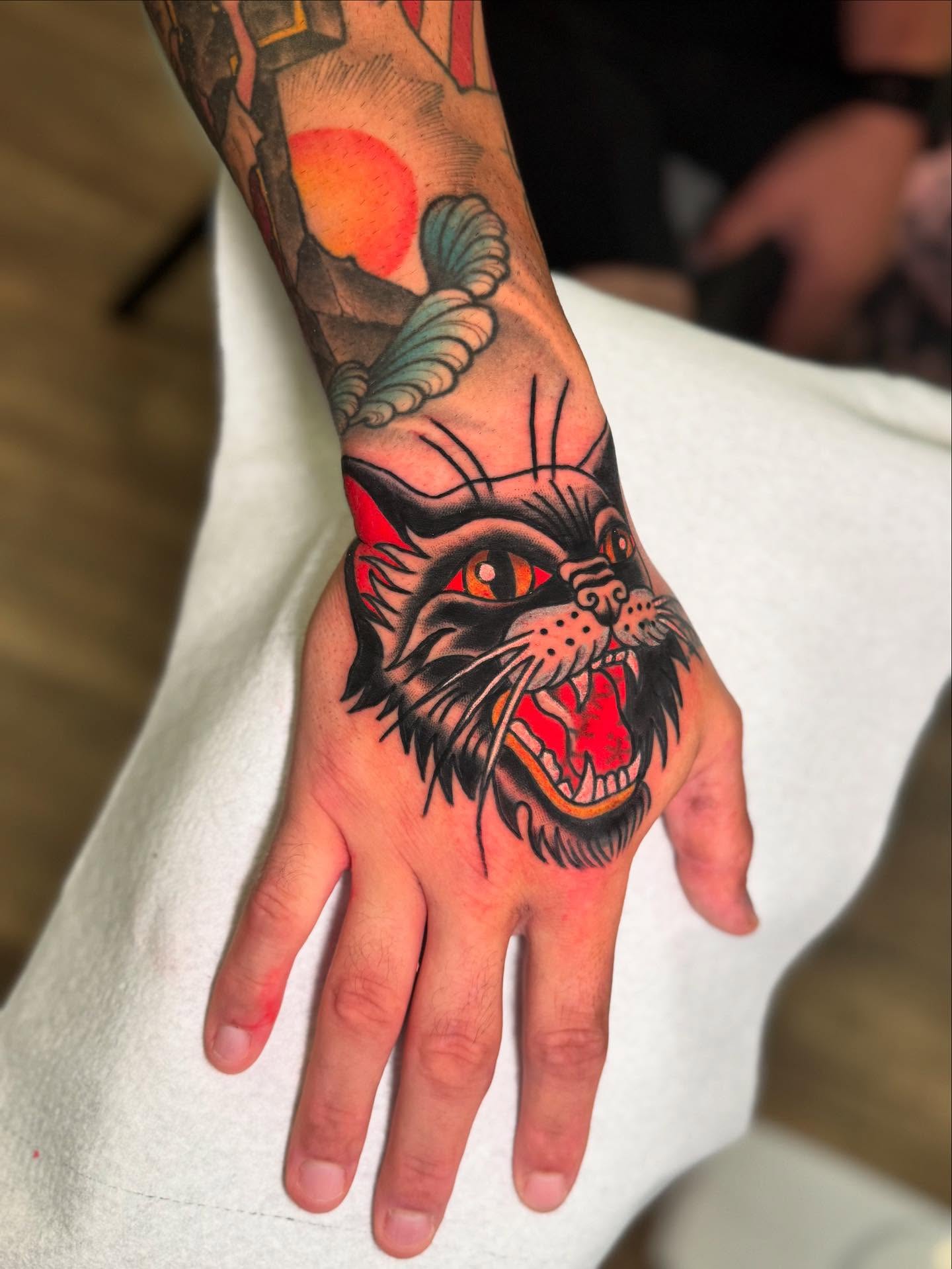 Tattoo by @_miss_elenaeous_ — american_traditional