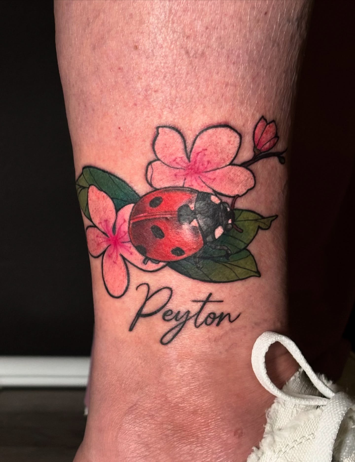 Tattoo by @songsparrowink — realism