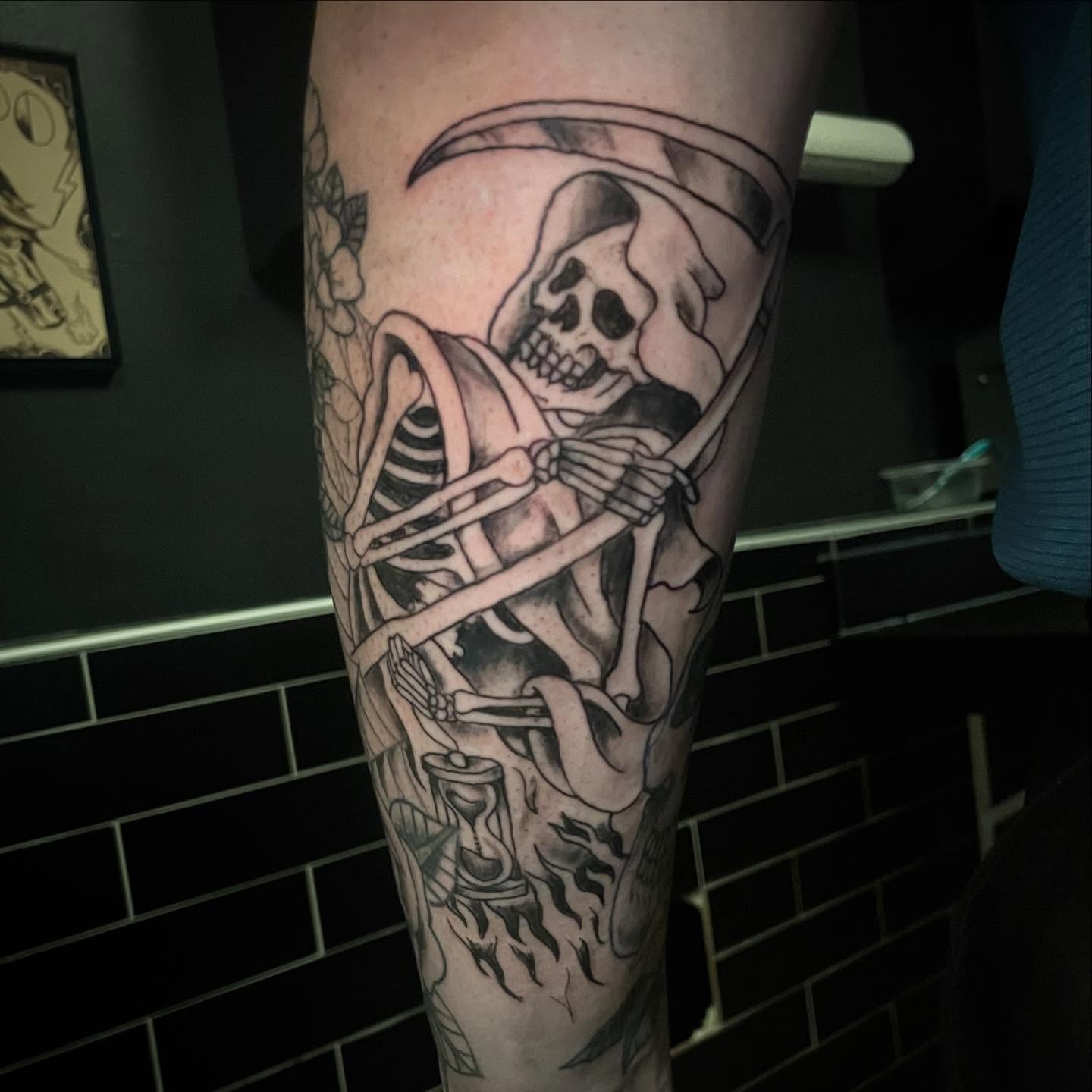 Skeleton realism tattoo on the forearm by Logan Casimir