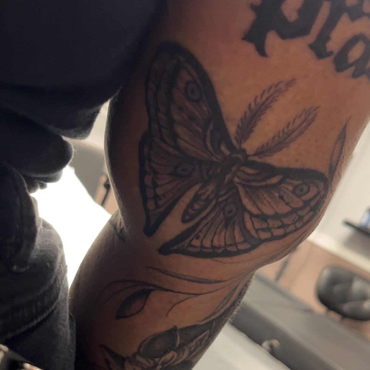 Tattoo by @rxbbbit โ black_and_grey