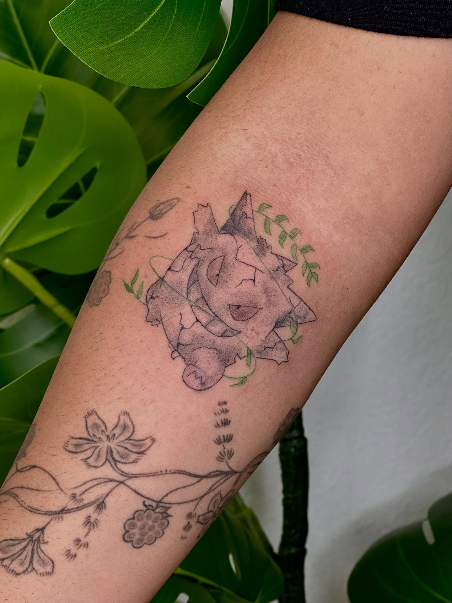 Tattoo by @lily_licious_ink — black_and_grey