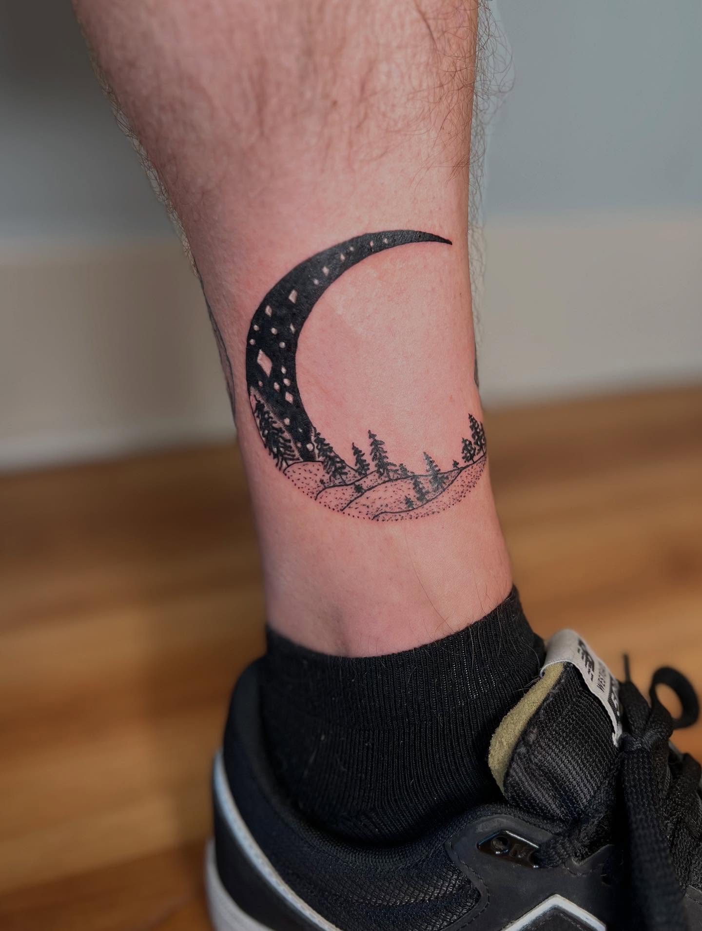 Tattoo by @laceyink_ — dotwork, minimalist