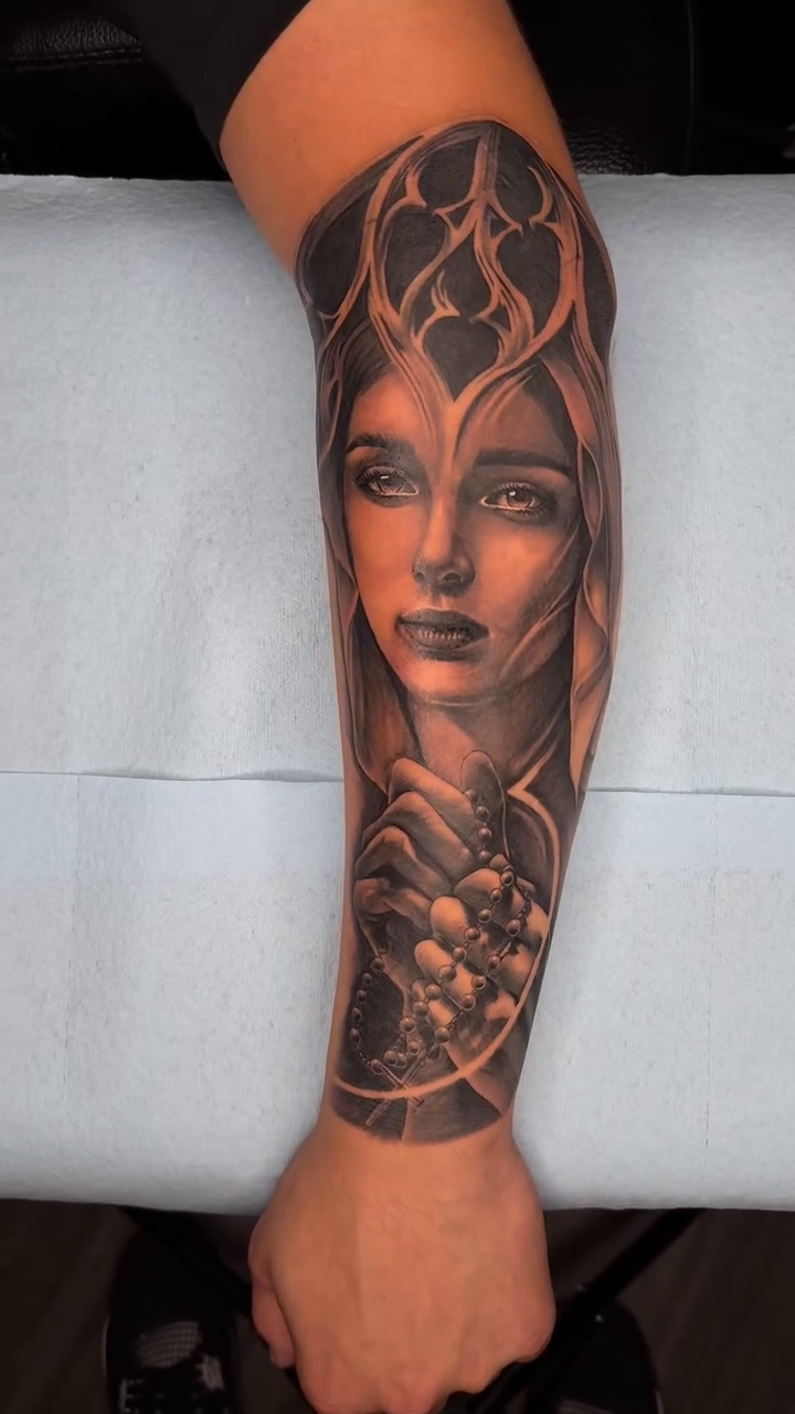 Tattoo by @webbz_tattoos — black_and_grey, realism