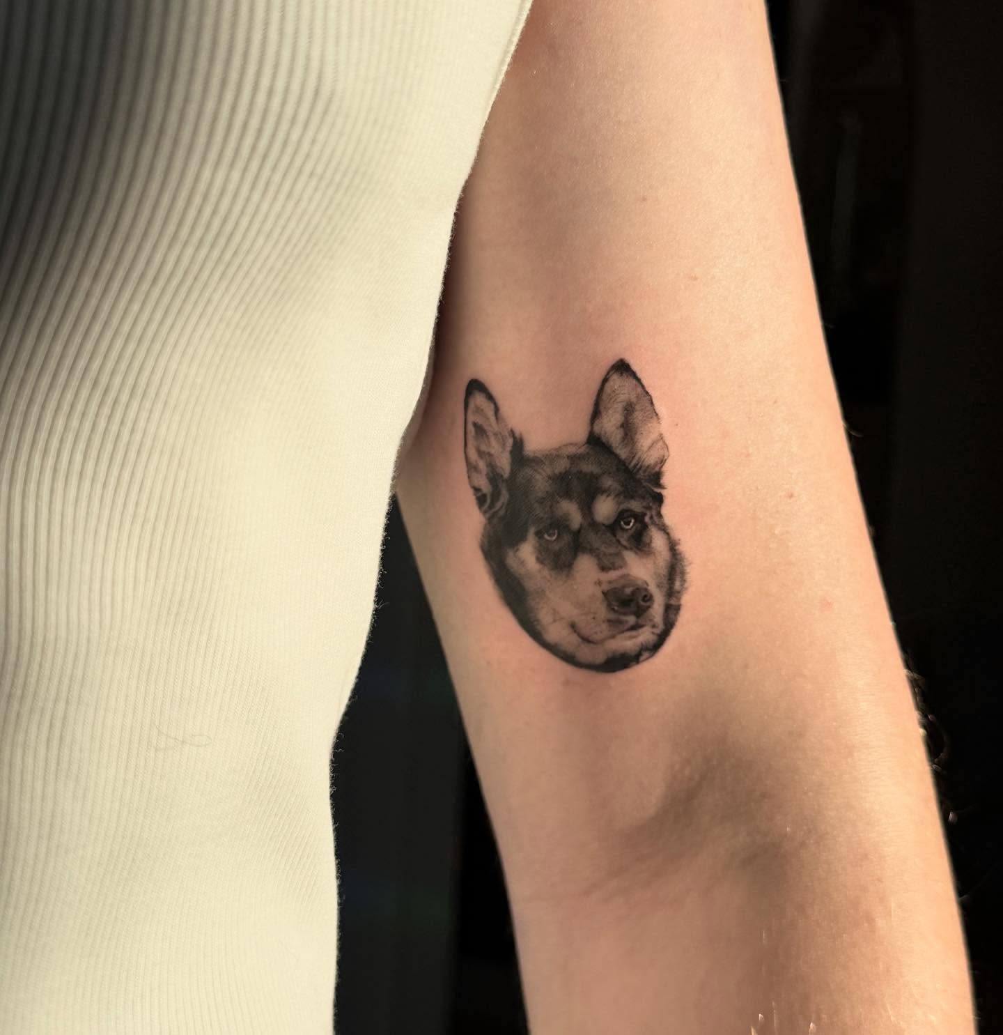 Tattoo by @themerriestofsummers — realism