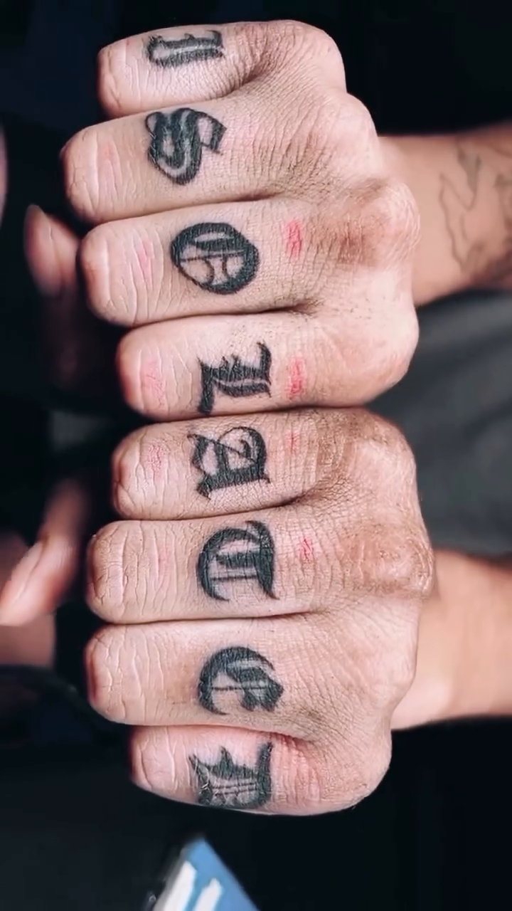 Fist tattoos spelling 'SOLACE' and 'LATE' Chicano tattoo on the hand by Come Get Blasted By Chula💥