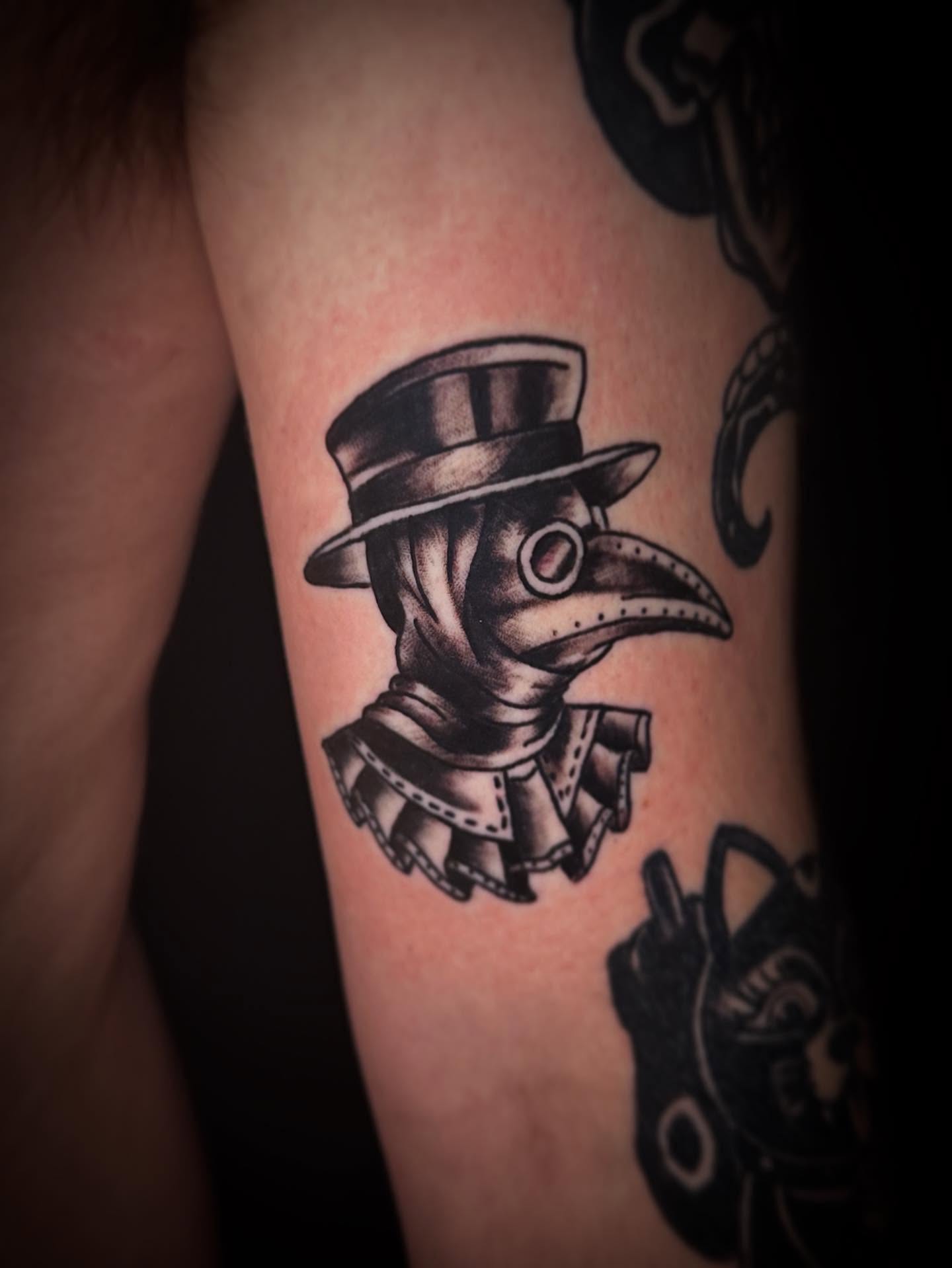 Tattoo by @xjgtattoosx — black_and_grey