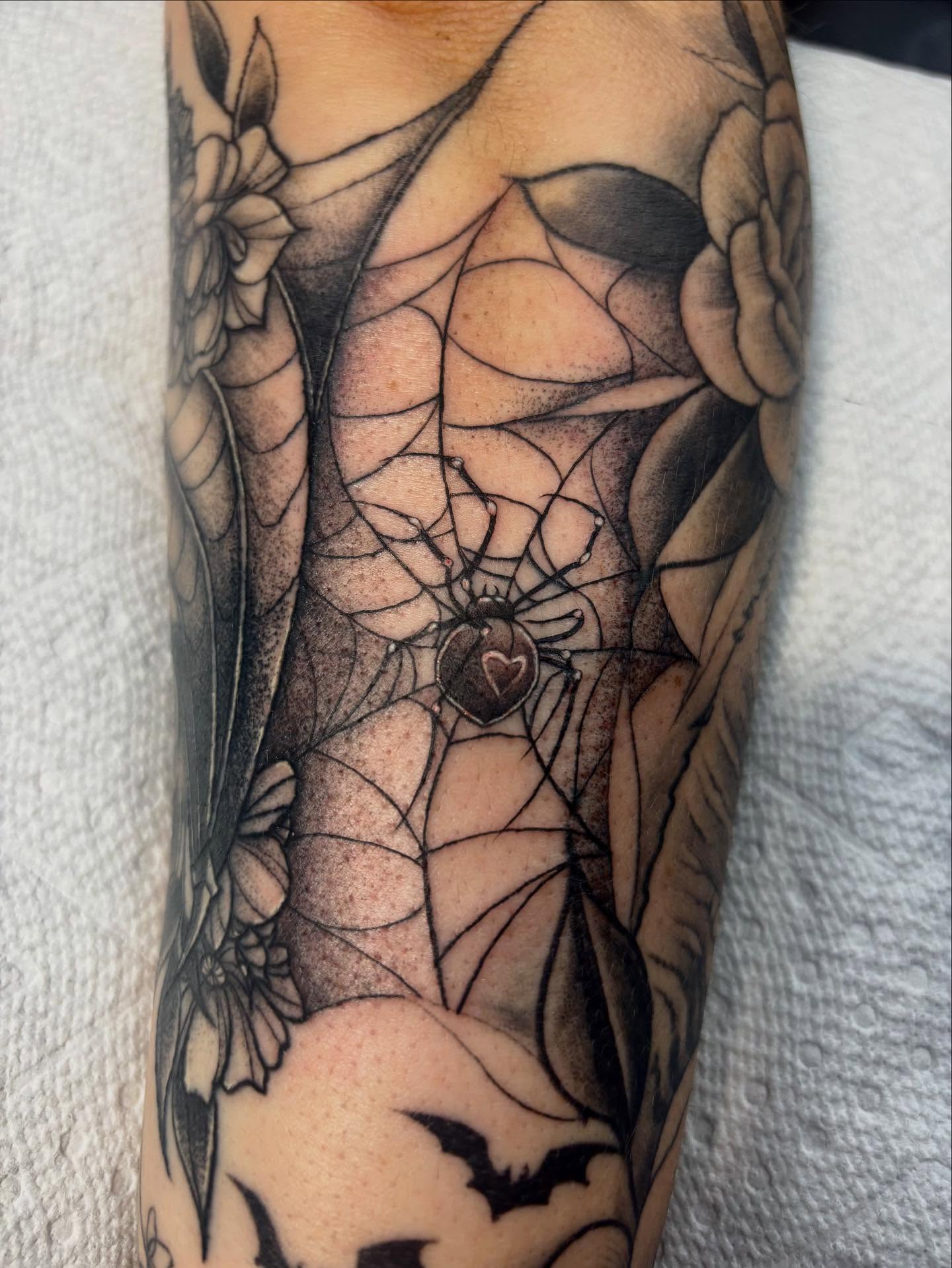Tattoo by @inkkate_ — dotwork, geometric