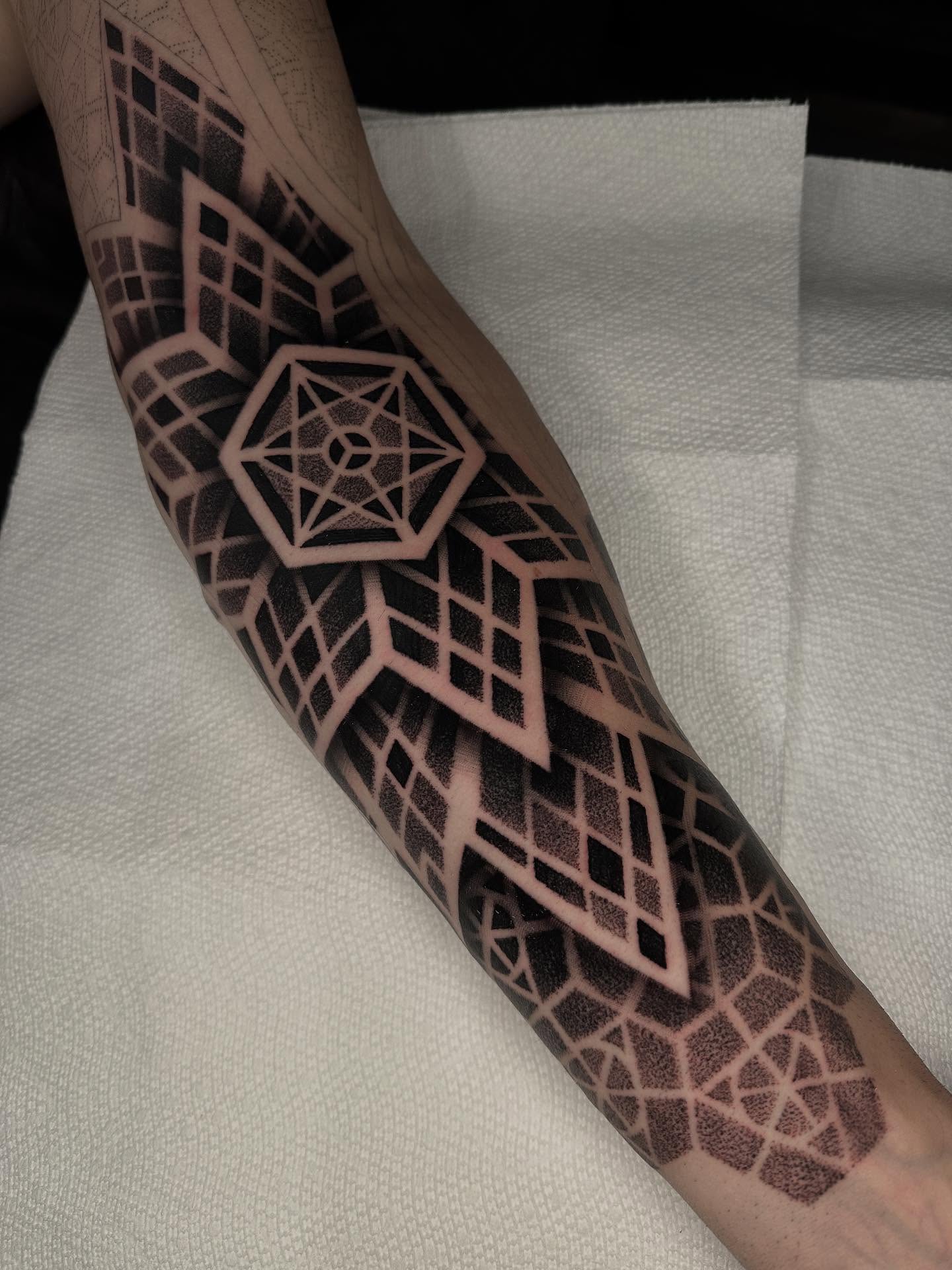 Tattoo by @kevinjohnson_143 — geometric