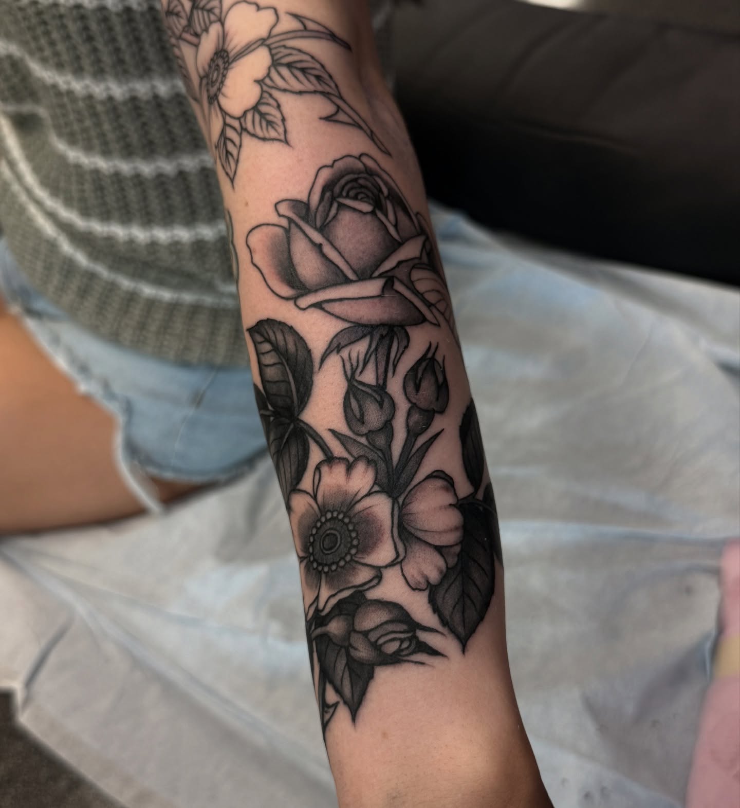 Tattoo by @ayala_tattoo — black_and_grey, realism