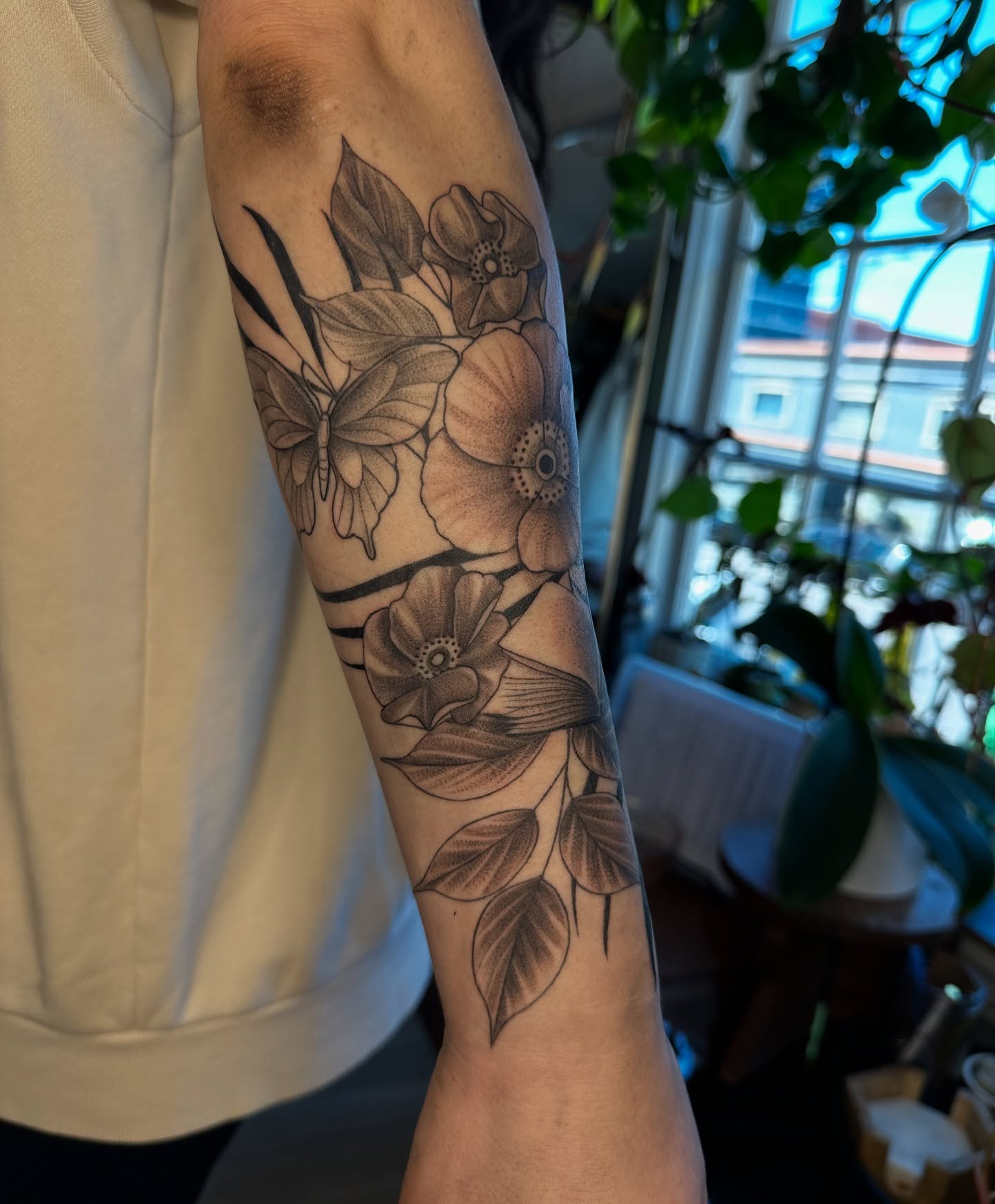 Tattoo by @obsidian_rabbit — black_and_grey, realism