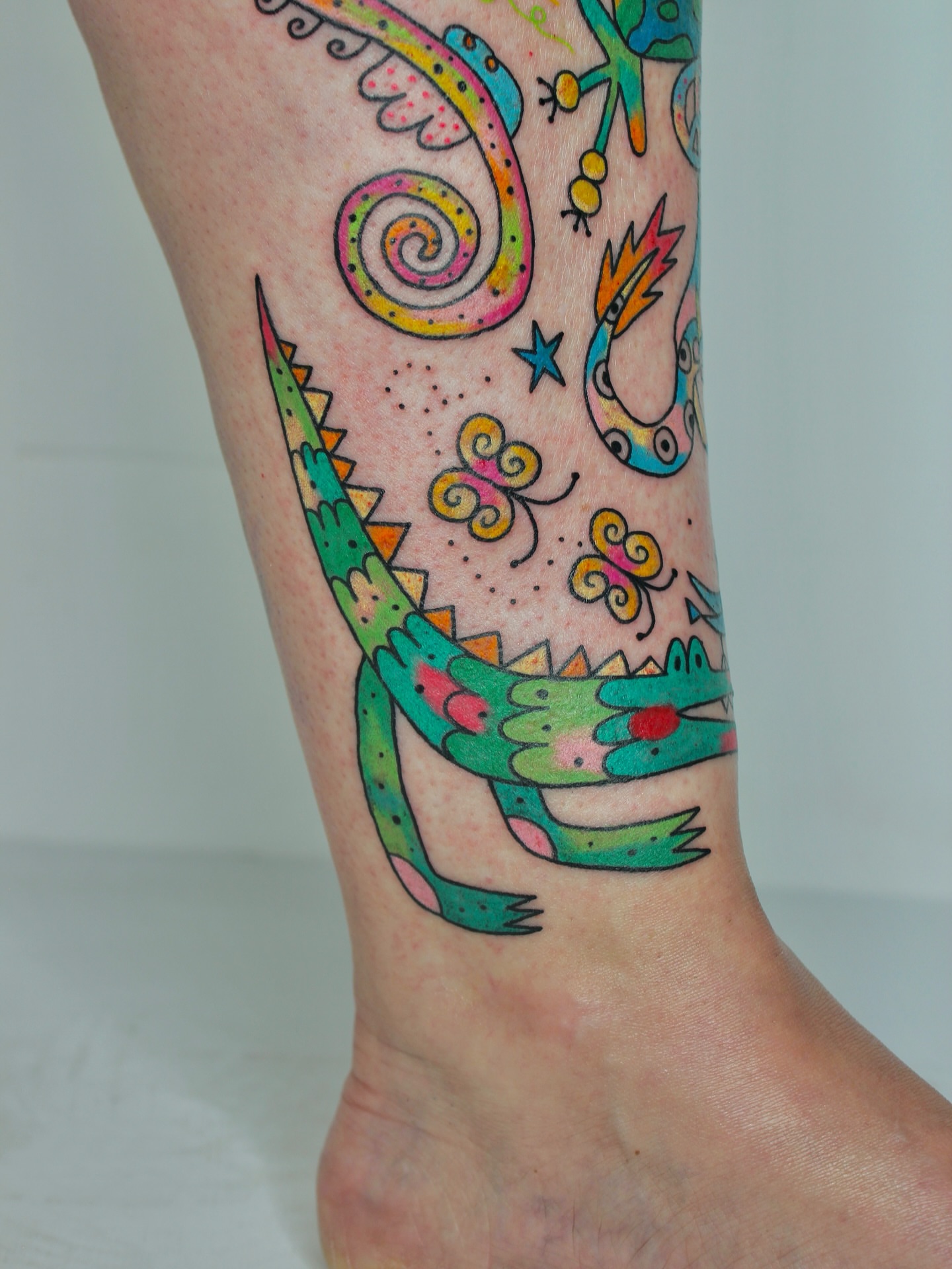 Tattoo by @youniseaweed — new_school, illustrative
